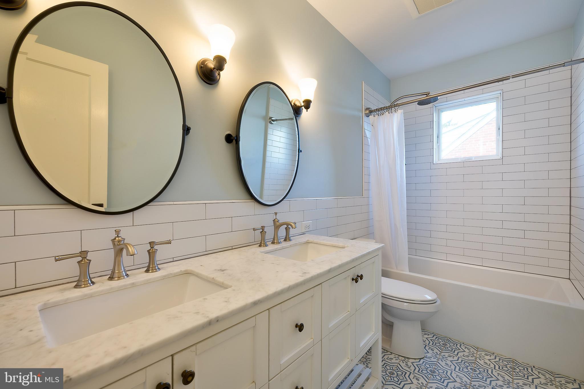 ROSEMONT - Residential