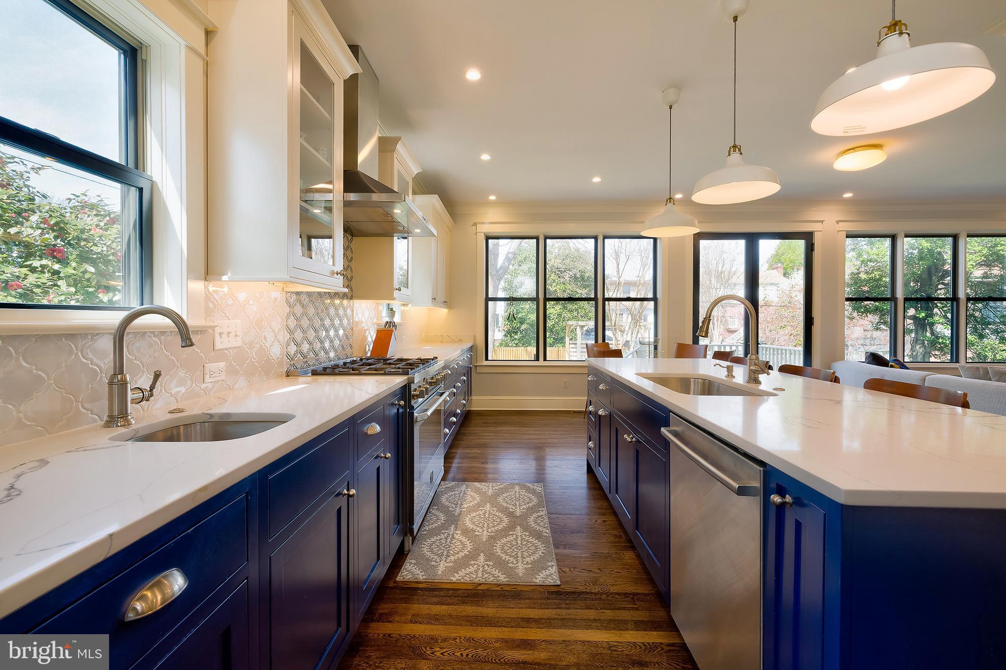 ROSEMONT - Residential