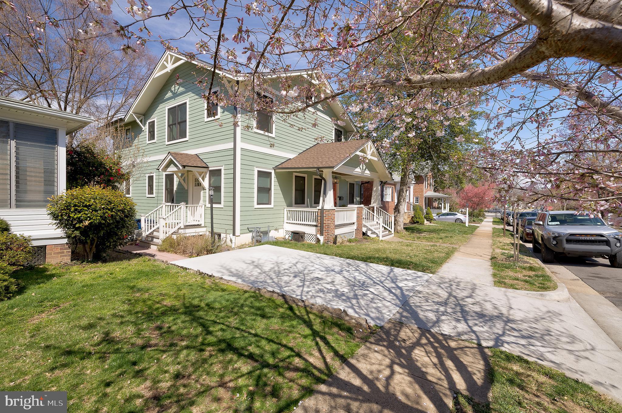 ROSEMONT - Residential