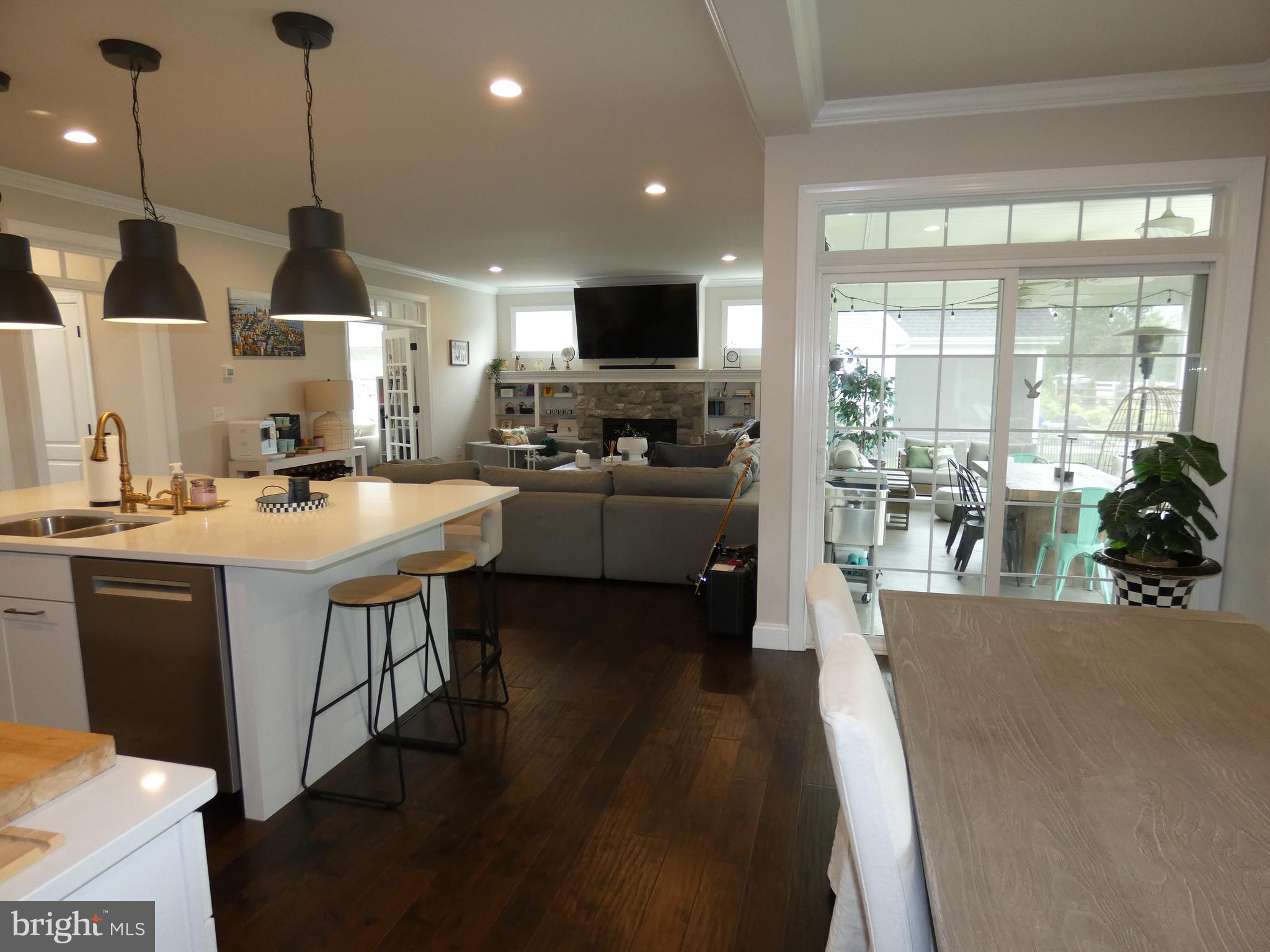 1012 WHITFIELD DRIVE