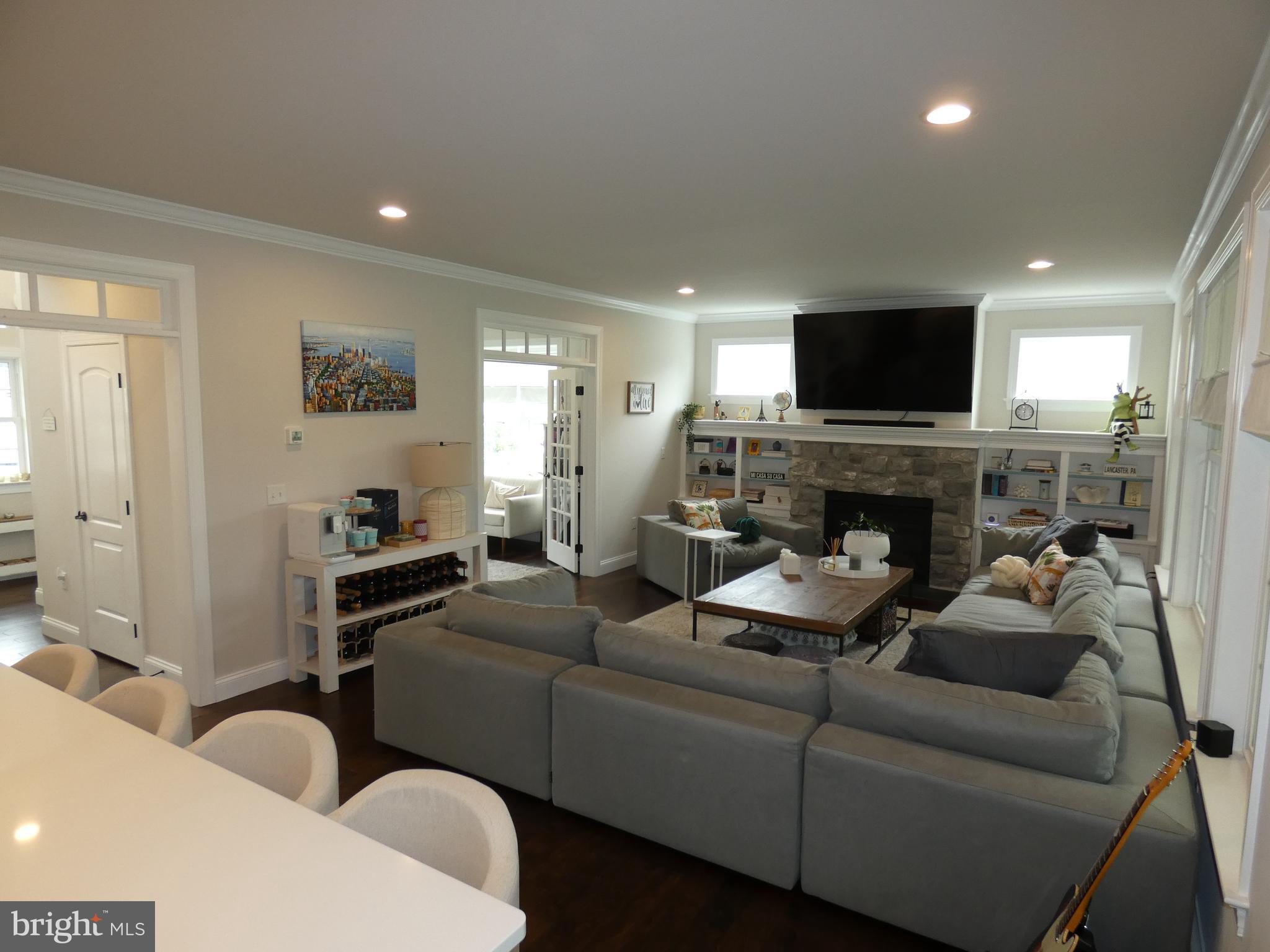 1012 WHITFIELD DRIVE