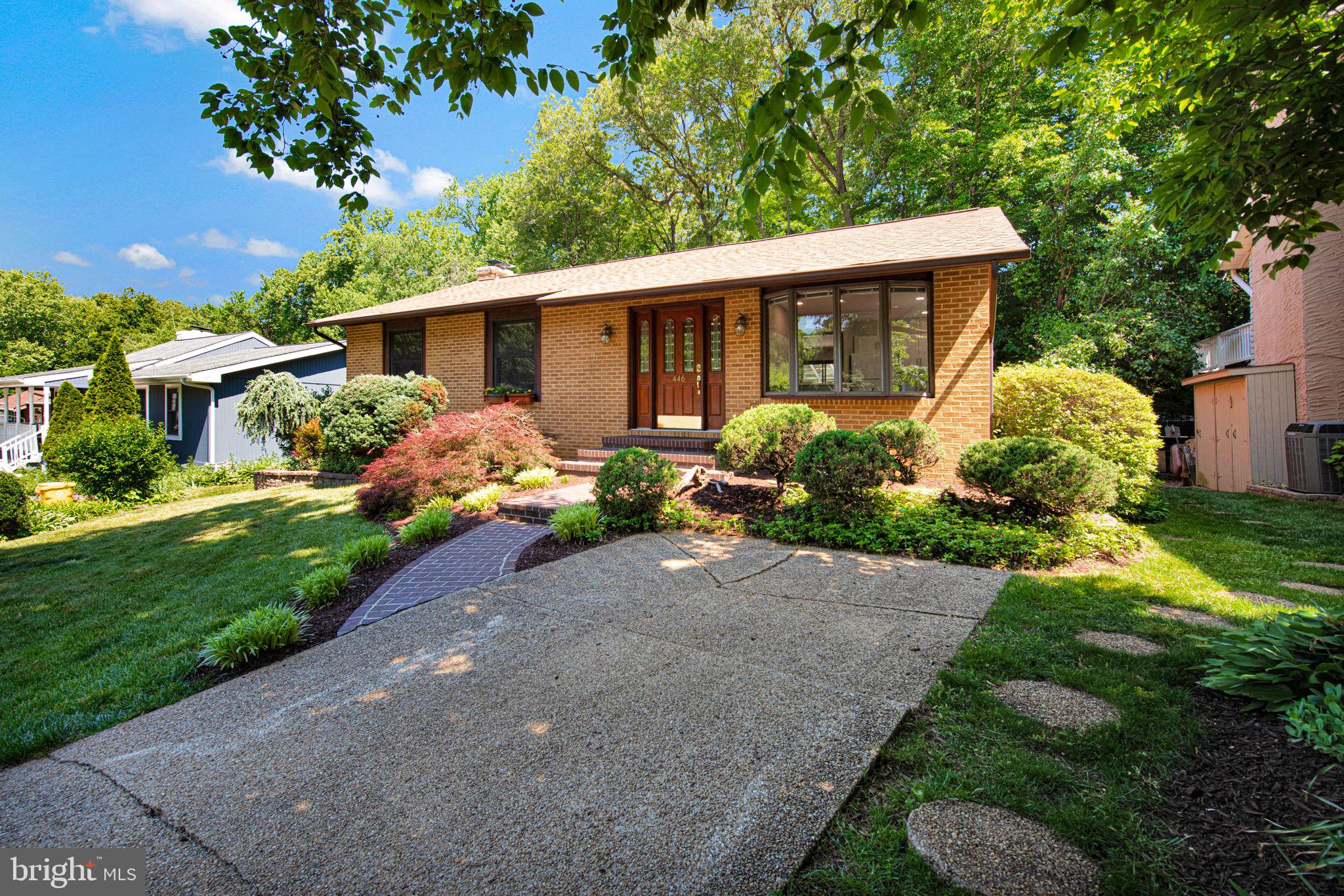 KINGSTON HEIGHTS - Residential