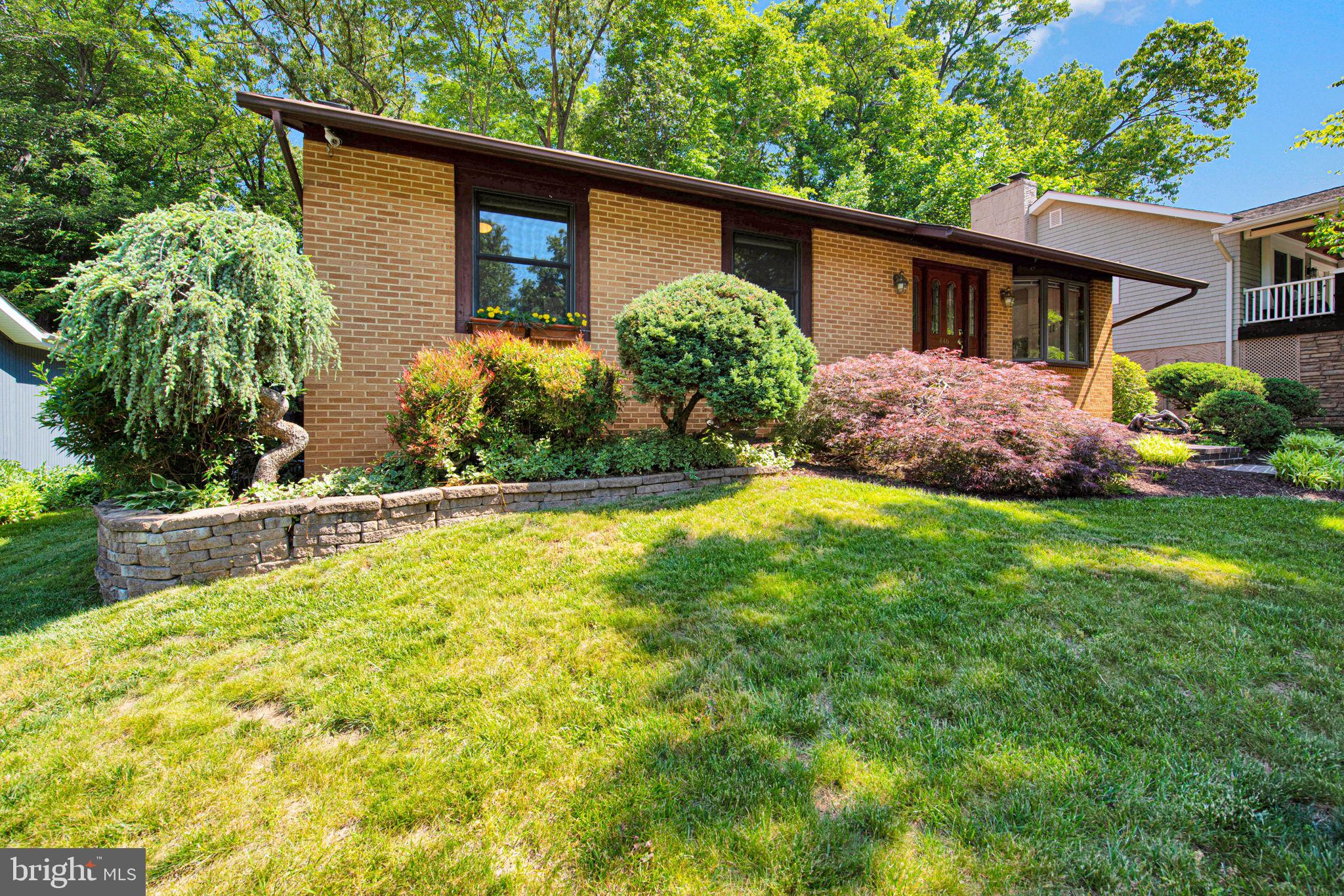 KINGSTON HEIGHTS - Residential