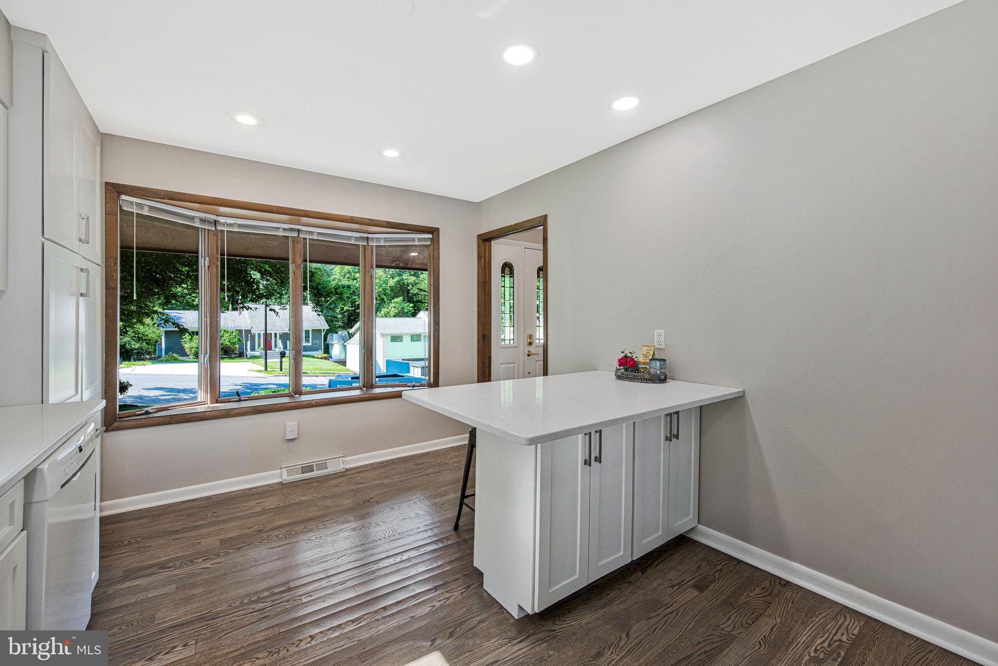 KINGSTON HEIGHTS - Residential