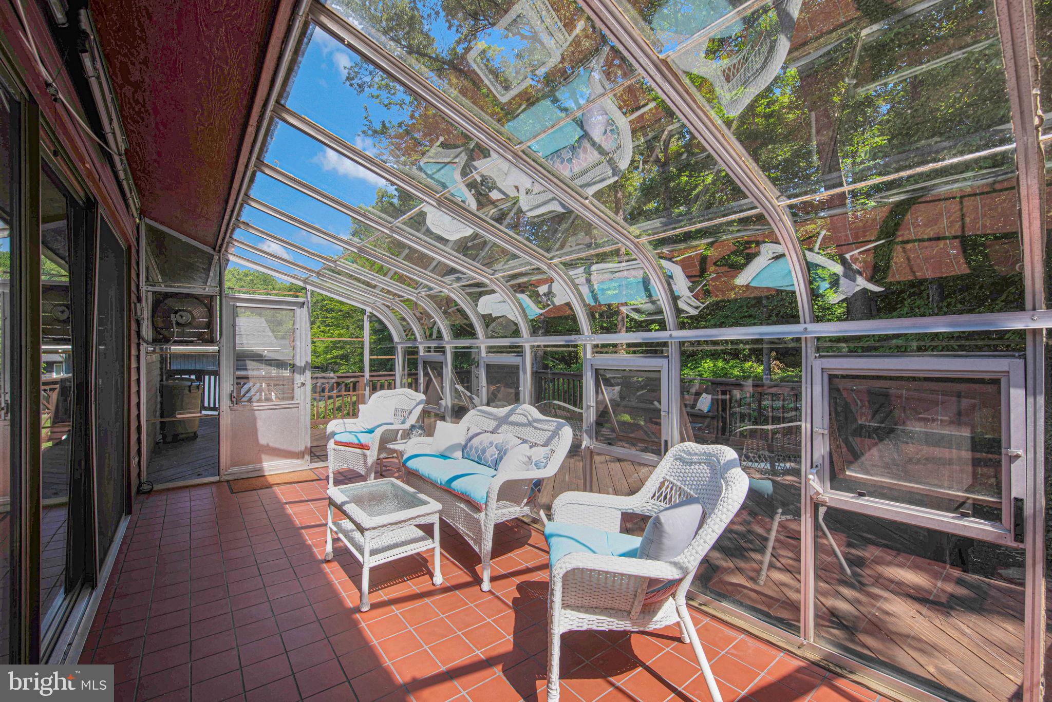 KINGSTON HEIGHTS - Residential