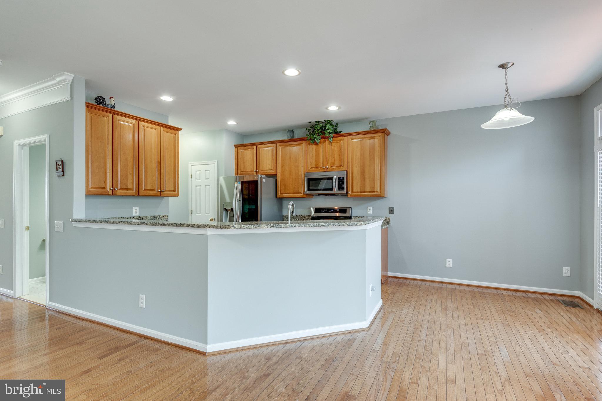 LOUDOUN PARKWAY CENTER - Residential Lease