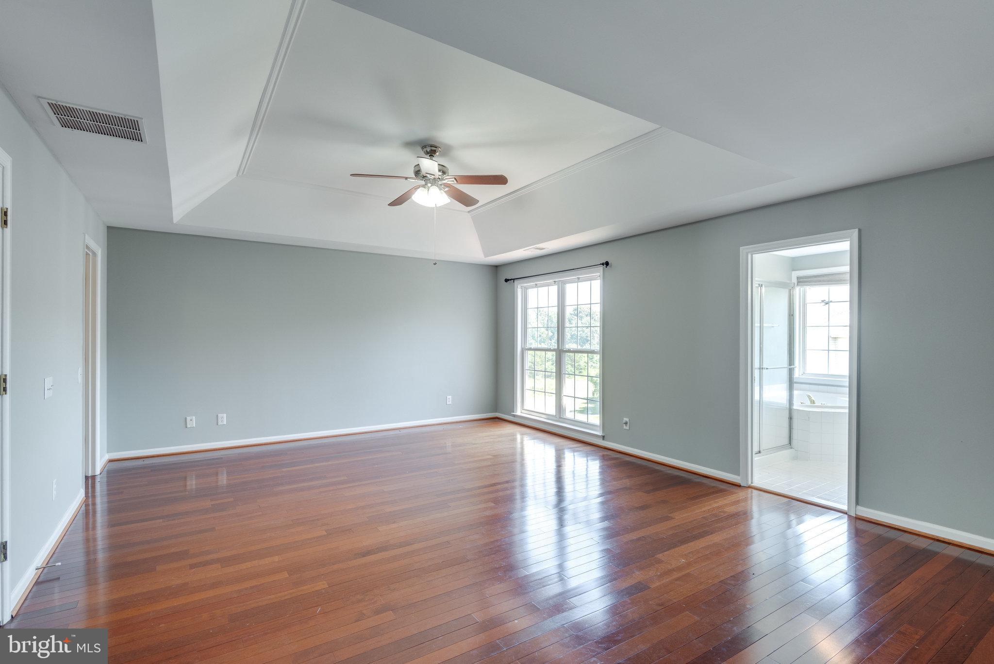 LOUDOUN PARKWAY CENTER - Residential Lease