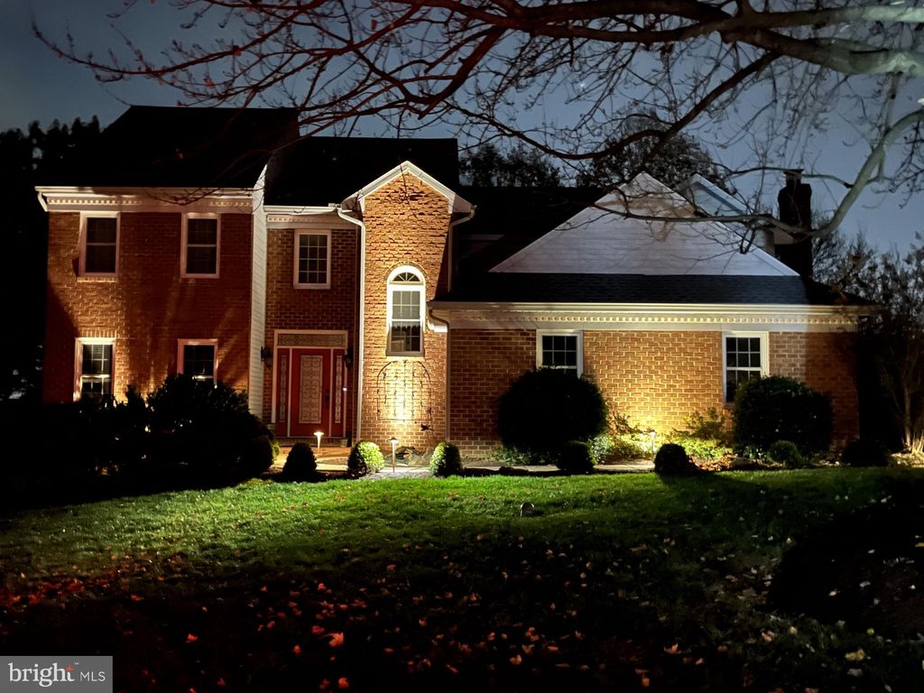 Photo of 1205 Woodworth Drive, Lancaster, PA 17601 (MLS # PALA2044134)