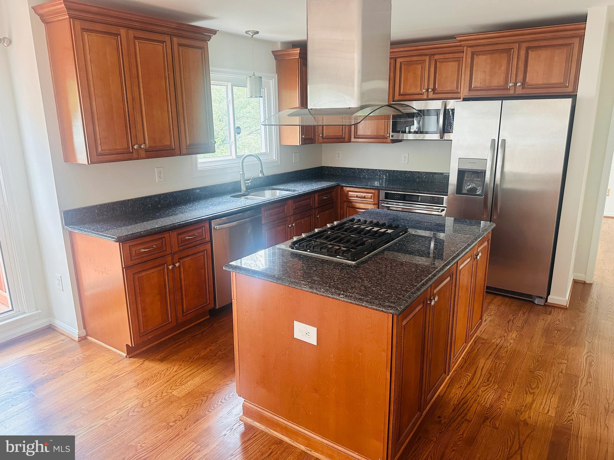 LAKE RIDGE - Residential Lease