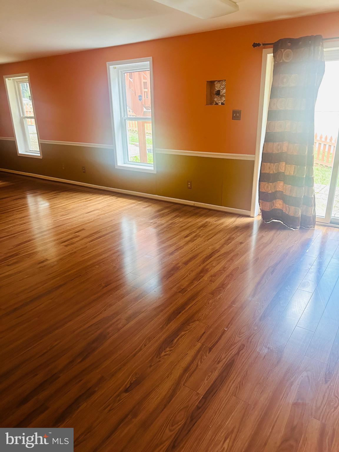 LAKE RIDGE - Residential Lease