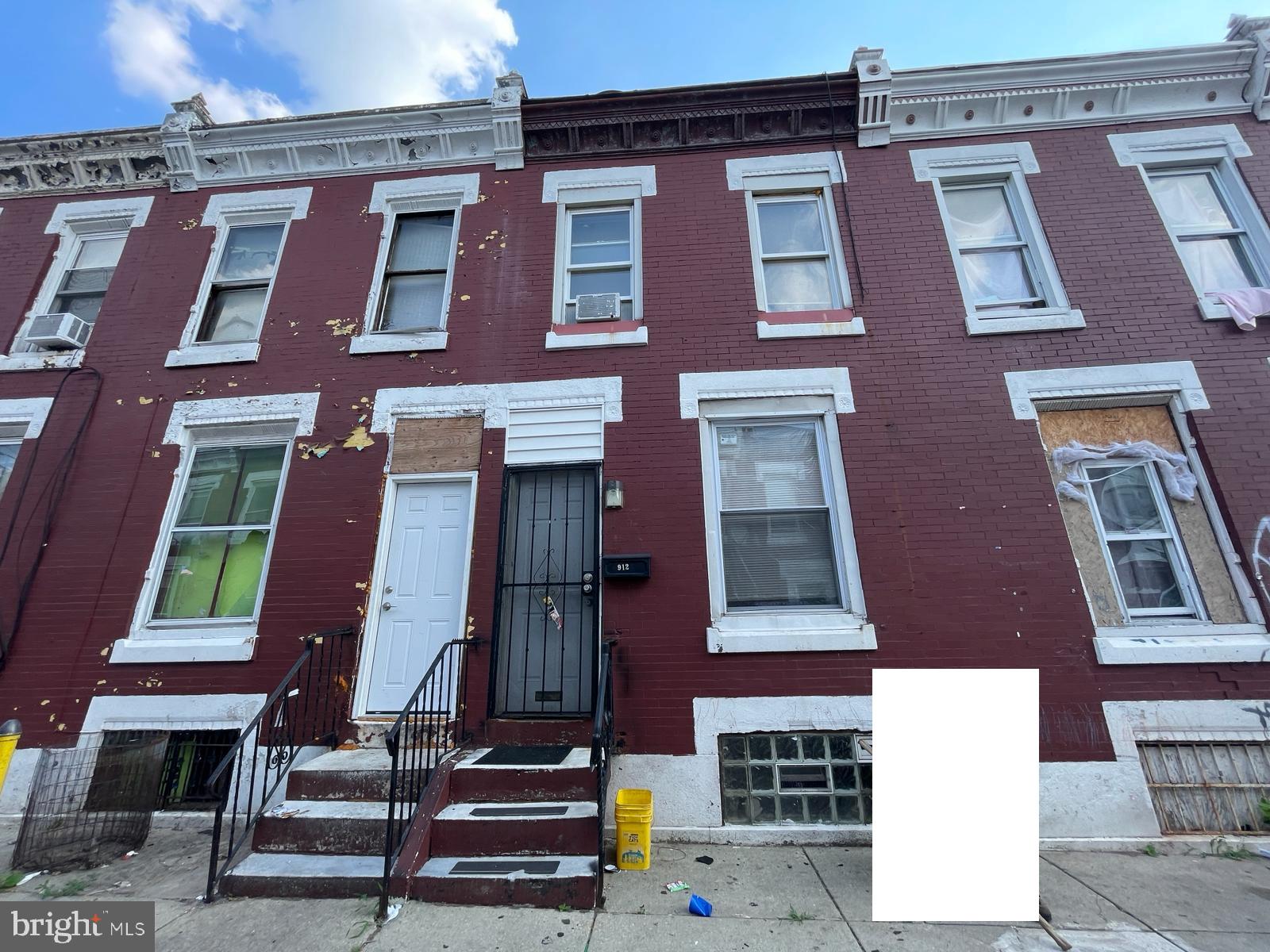 Opportunity in North Philly for a seasoned investor ready to take on a full gut renovation. Property is
currently squatter-occupied, no interior access. Needs a complete cleanout and full rehab, but offers strong
ARV potential in a rapidly appreciating area. Cash buyers ONLY. buyer responsible for removing occupants. Serious inquiries only.