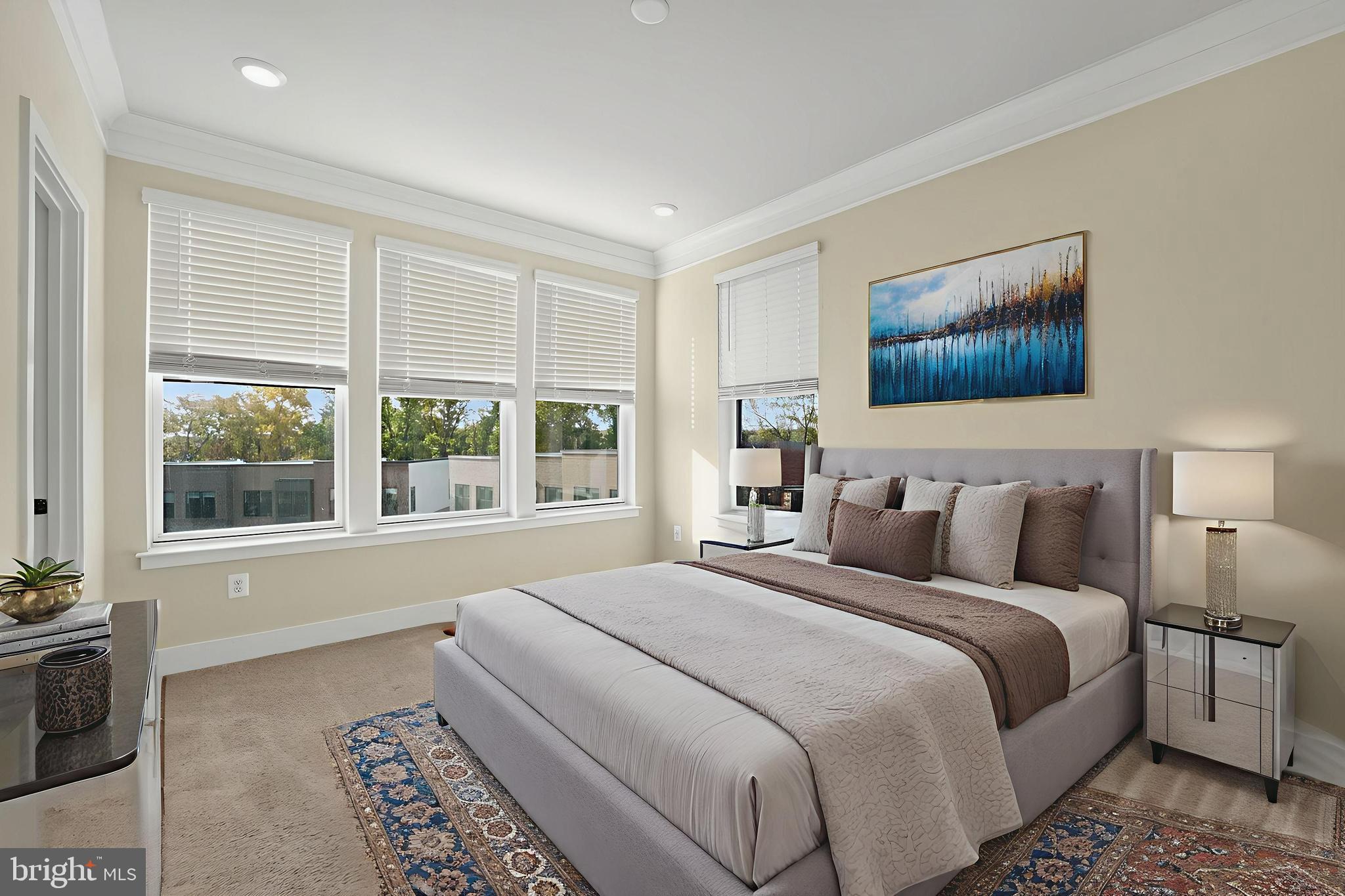 MEDFIELD - Residential