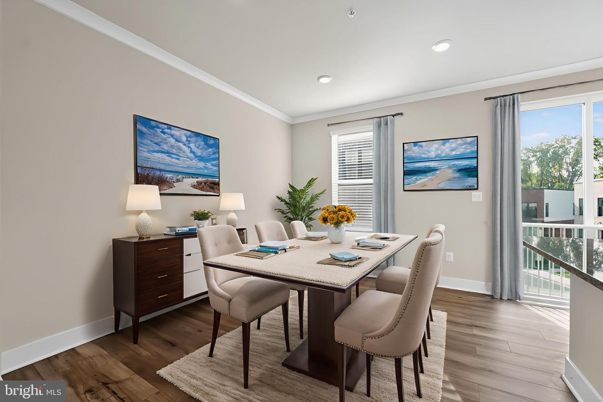 MEDFIELD - Residential