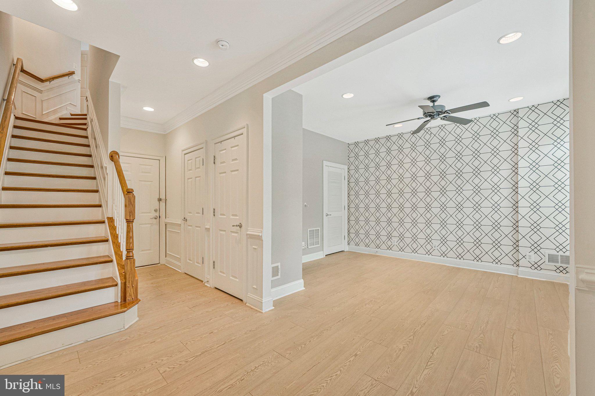 9524 CANONBURY SQUARE