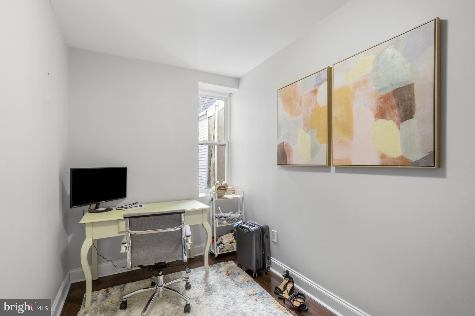 GRADUATE HOSPITAL - Residential Lease