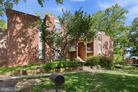 Condo For Sale - 3310 Woodburn Village Drive #14<br/> ANNANDALE, VA 22003