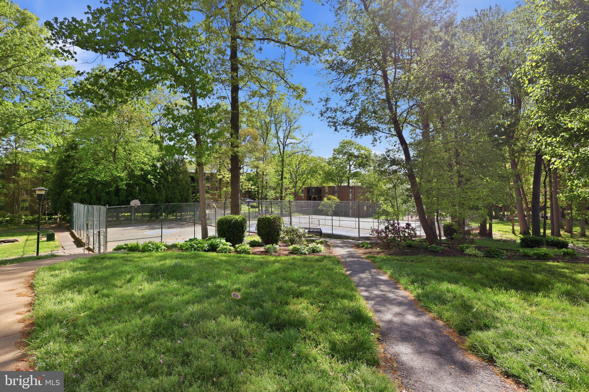 WOODBURN VILLAGE - Residential