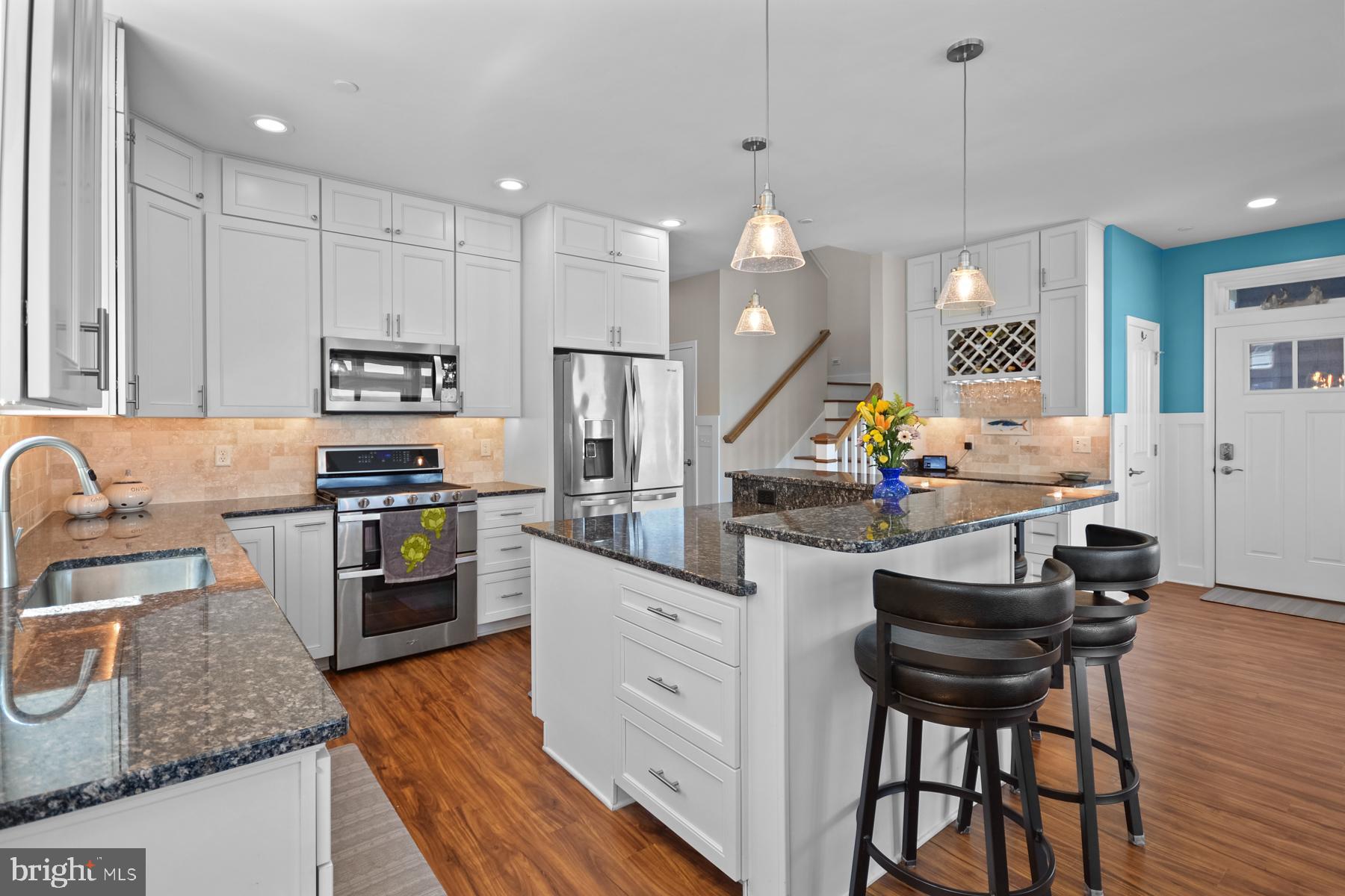 52ND STREET - Residential