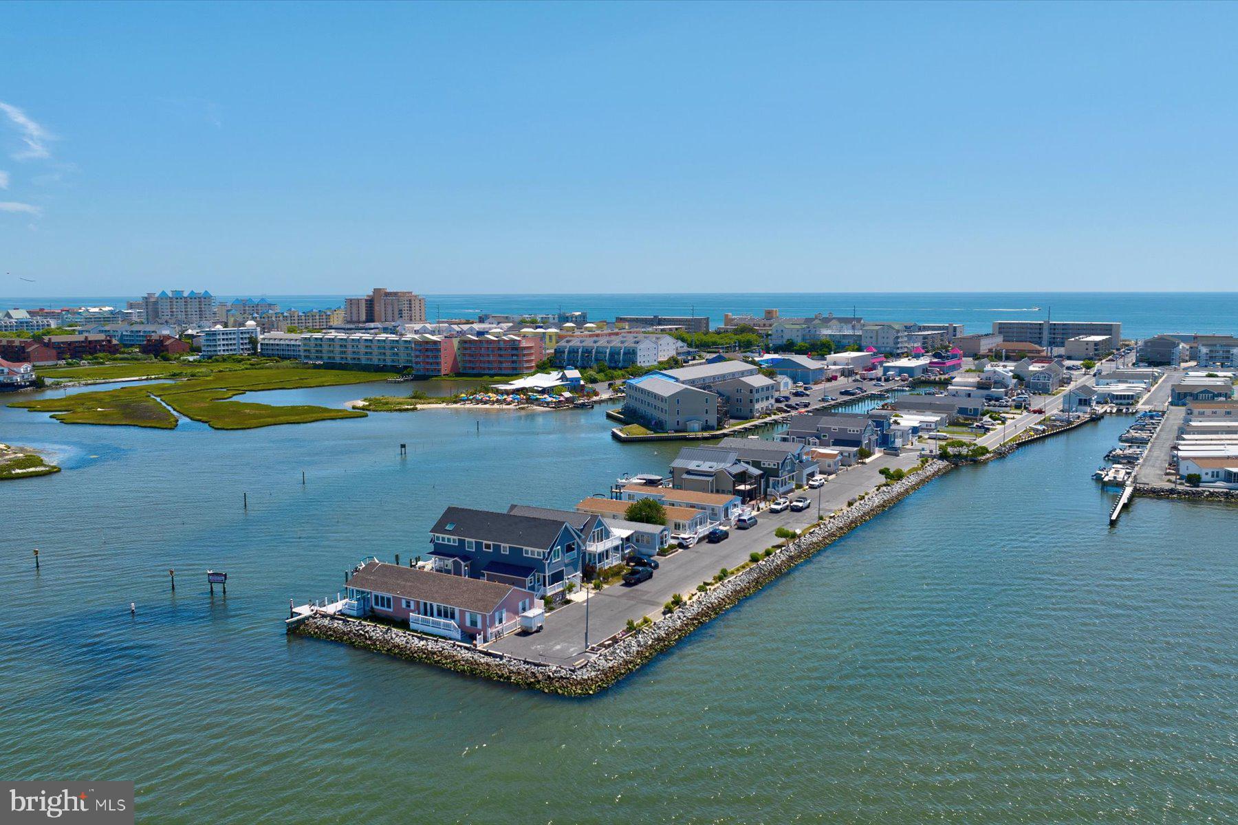 52ND STREET - Residential