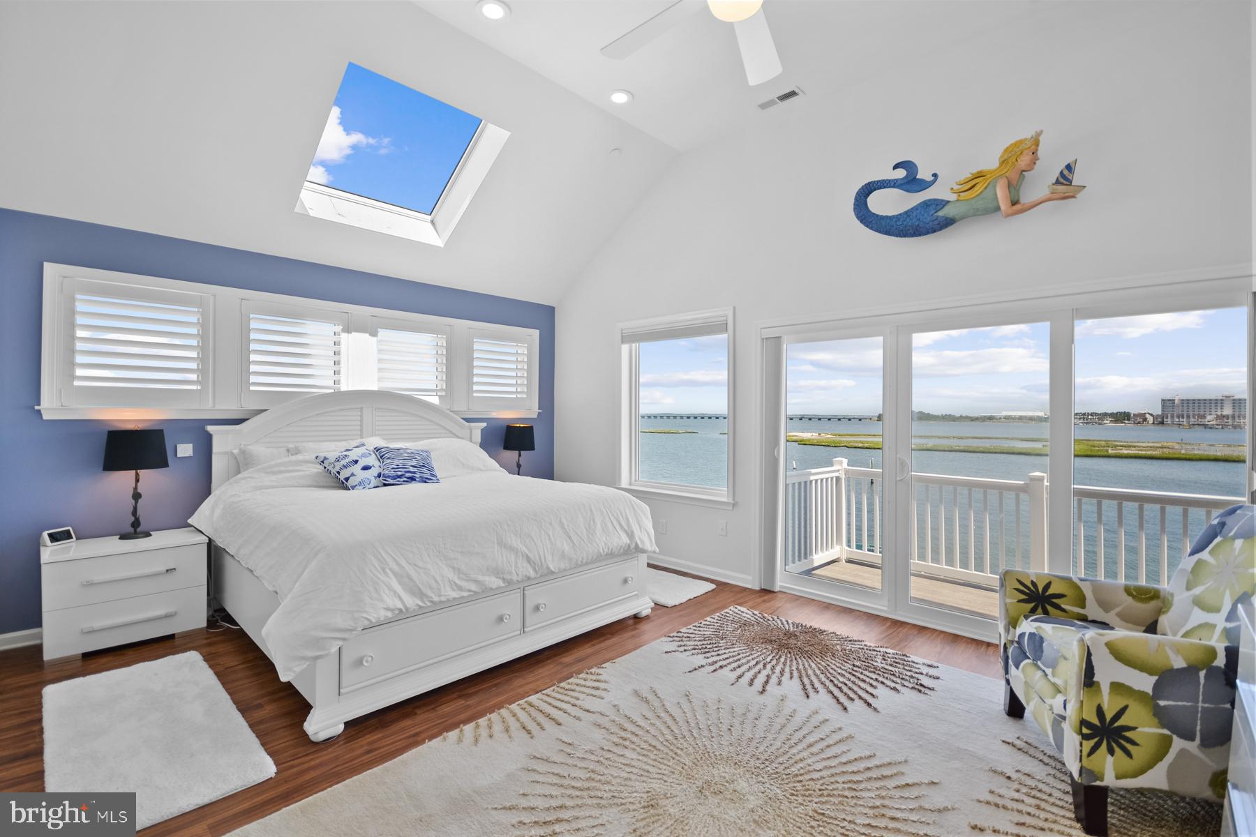 52ND STREET - Residential