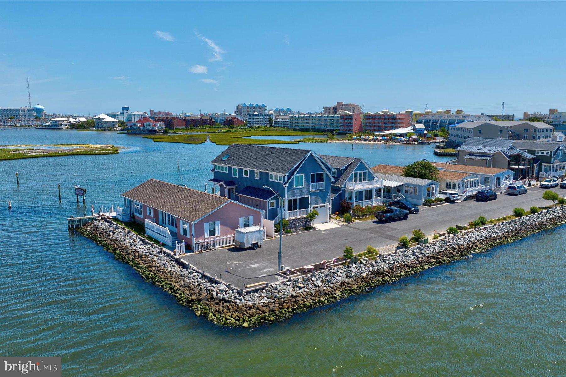 52ND STREET - Residential