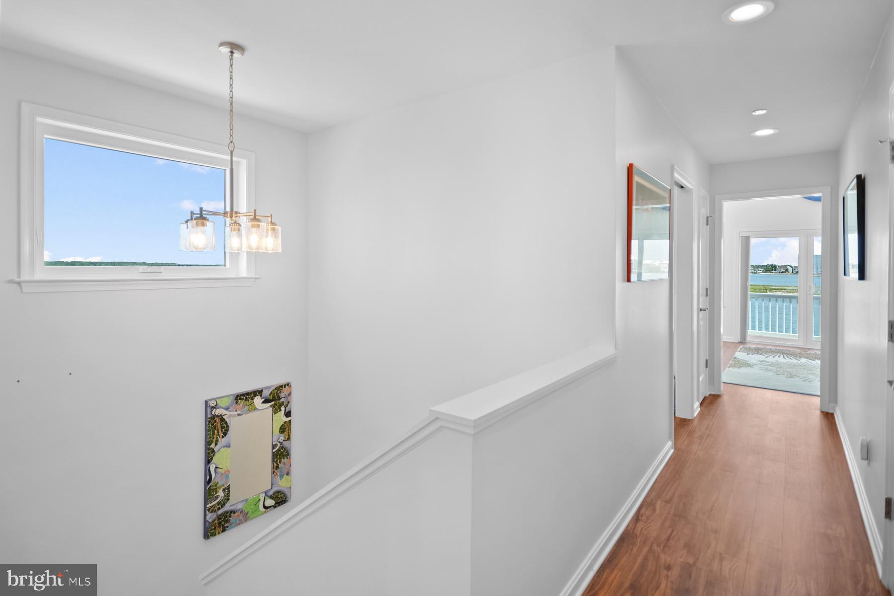 52ND STREET - Residential