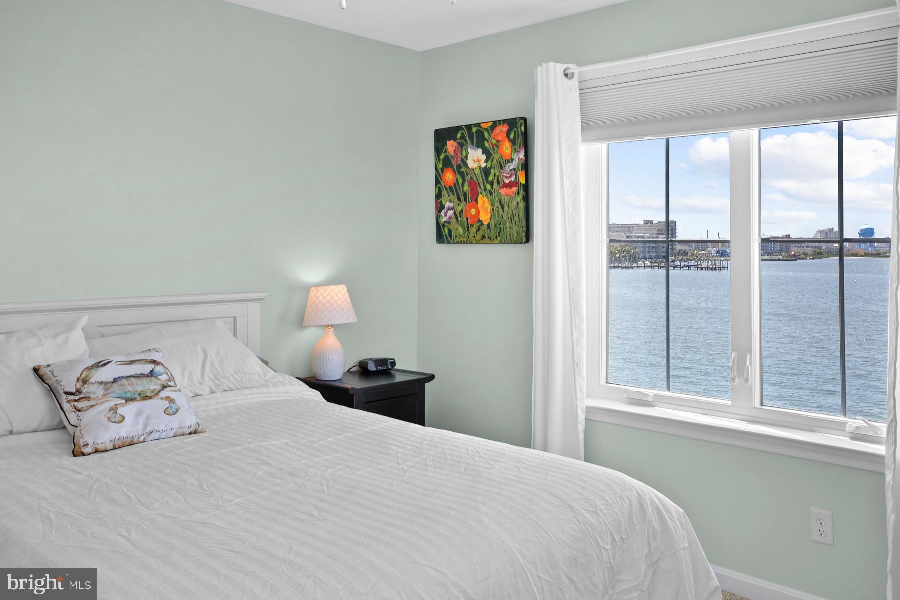 52ND STREET - Residential