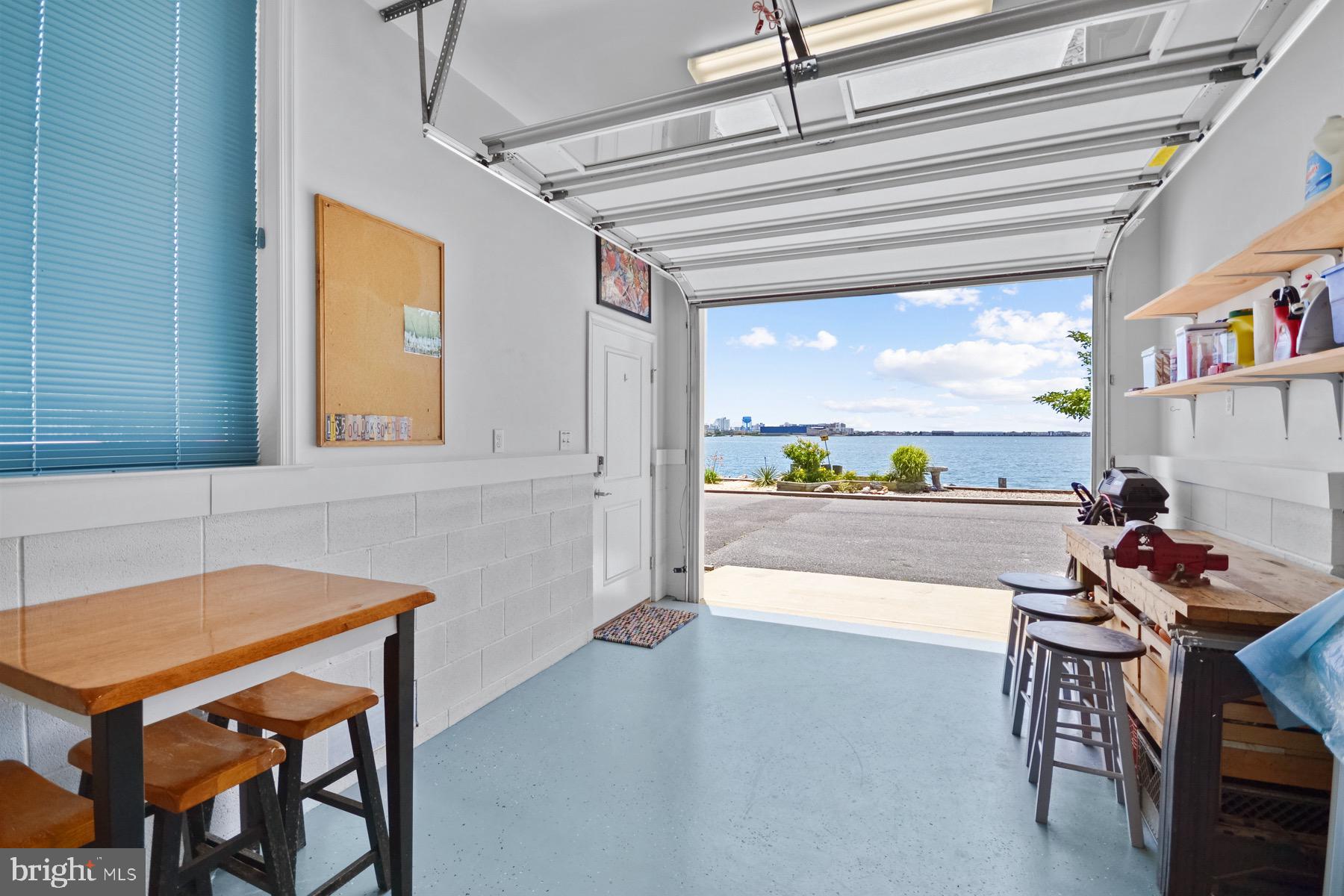 52ND STREET - Residential