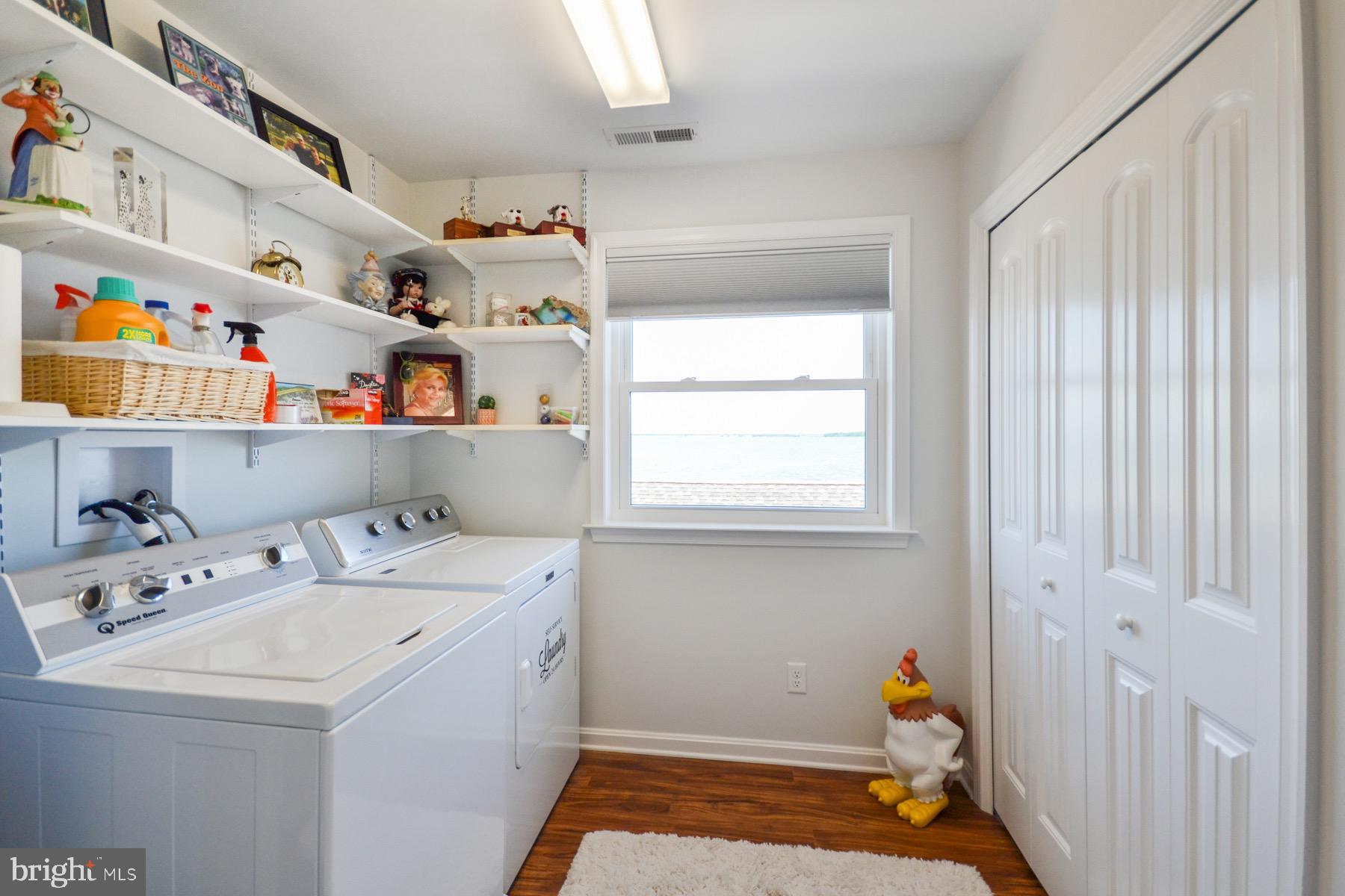 52ND STREET - Residential