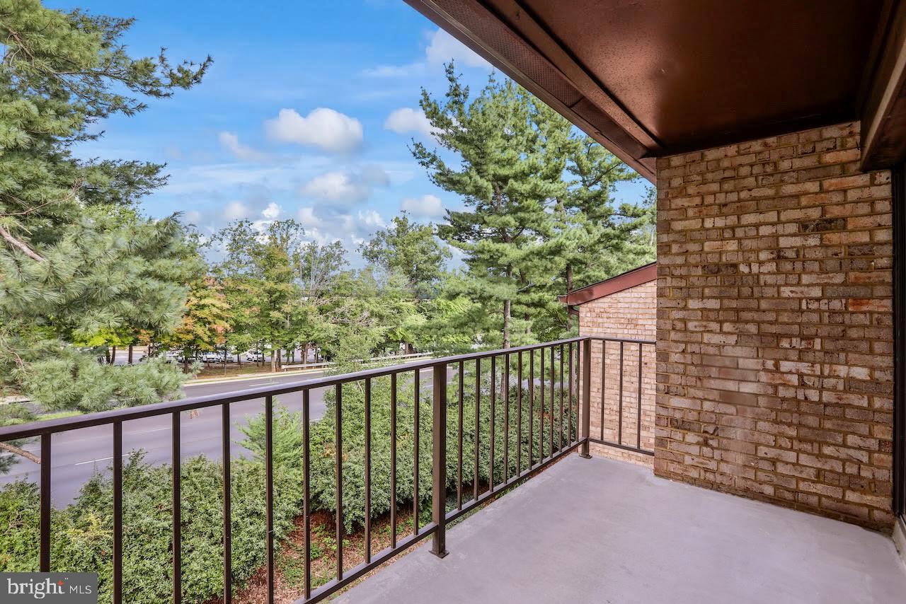 SOUTHGATE CONDO - Residential