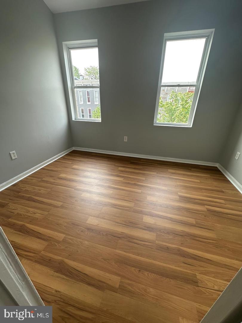1332 W LAFAYETTE AVENUE
