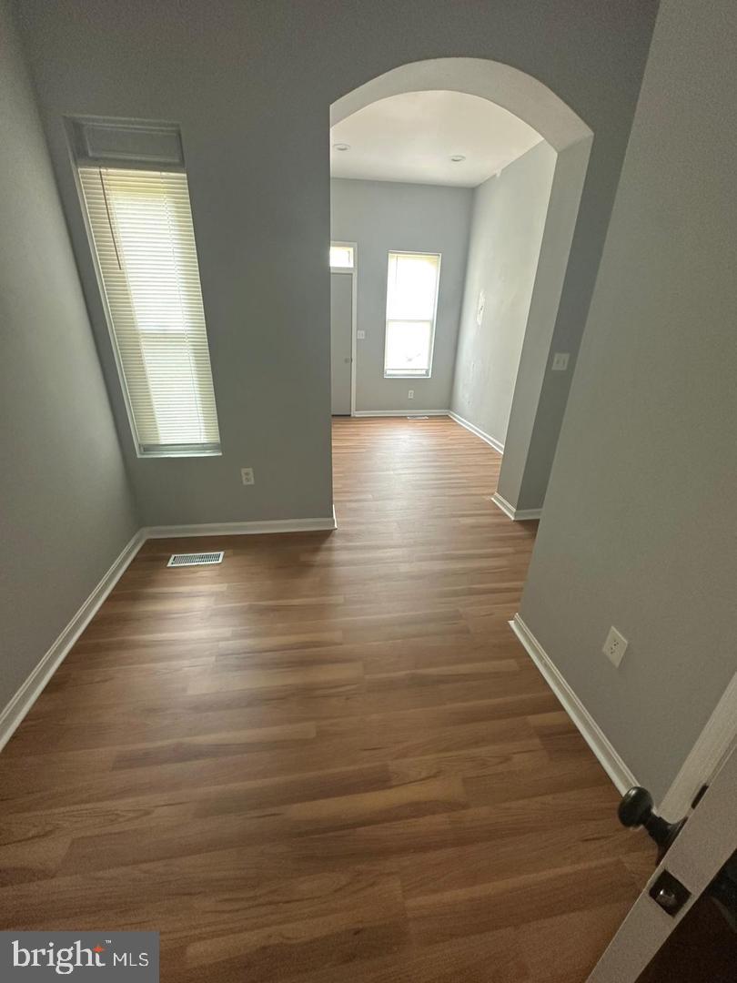 1332 W LAFAYETTE AVENUE