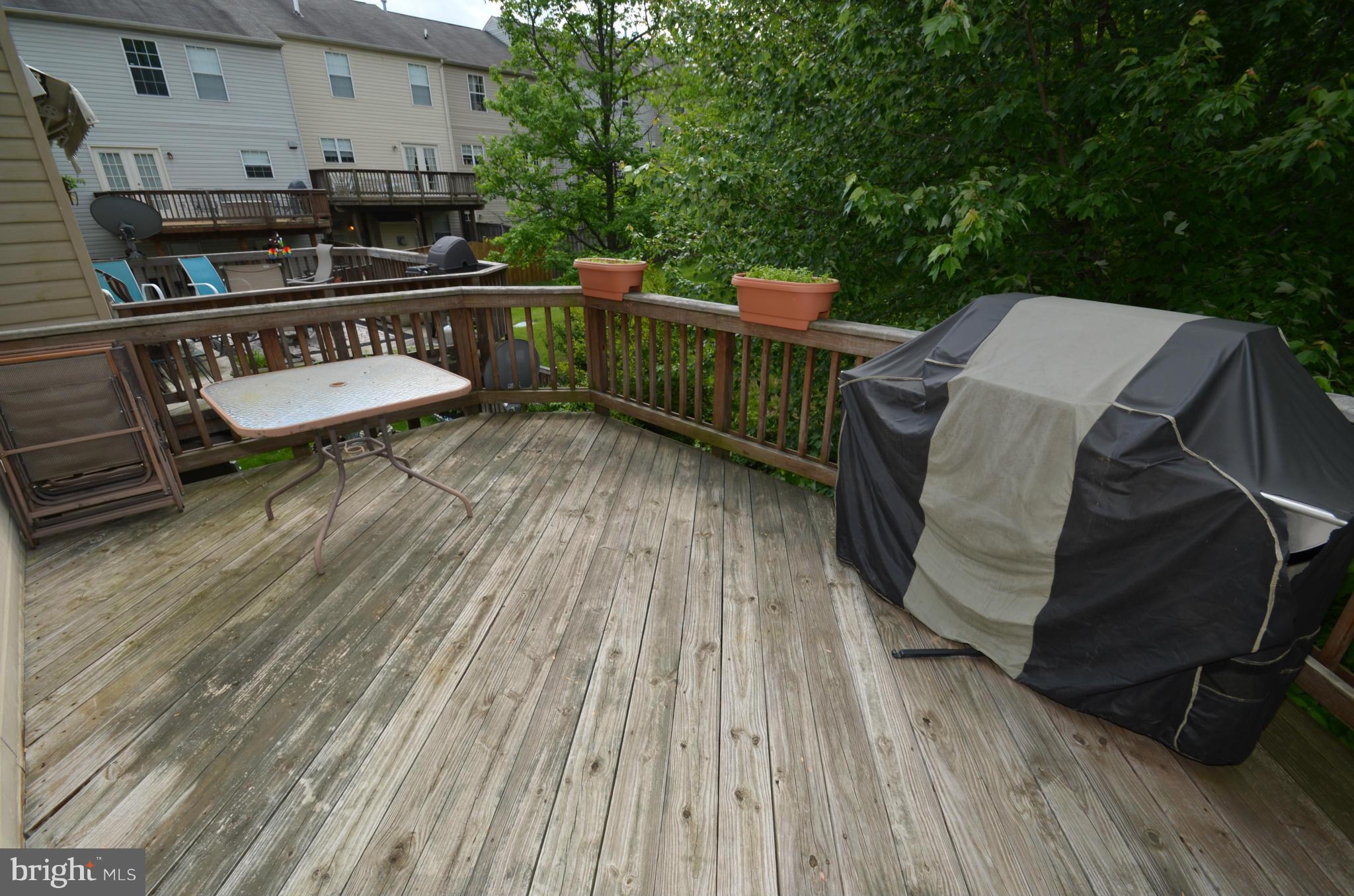 GLENWOOD MEWS - Residential Lease