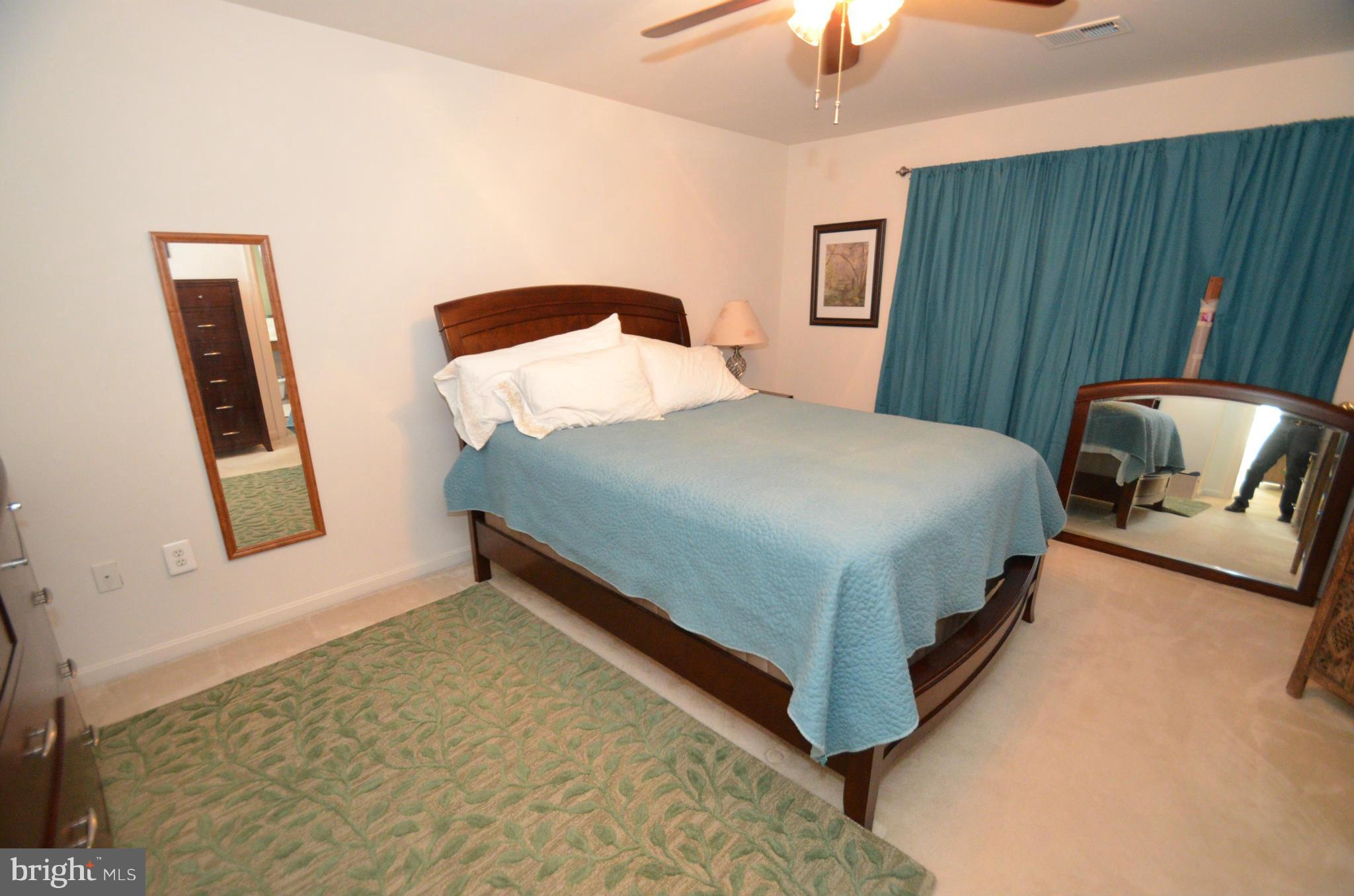 GLENWOOD MEWS - Residential Lease