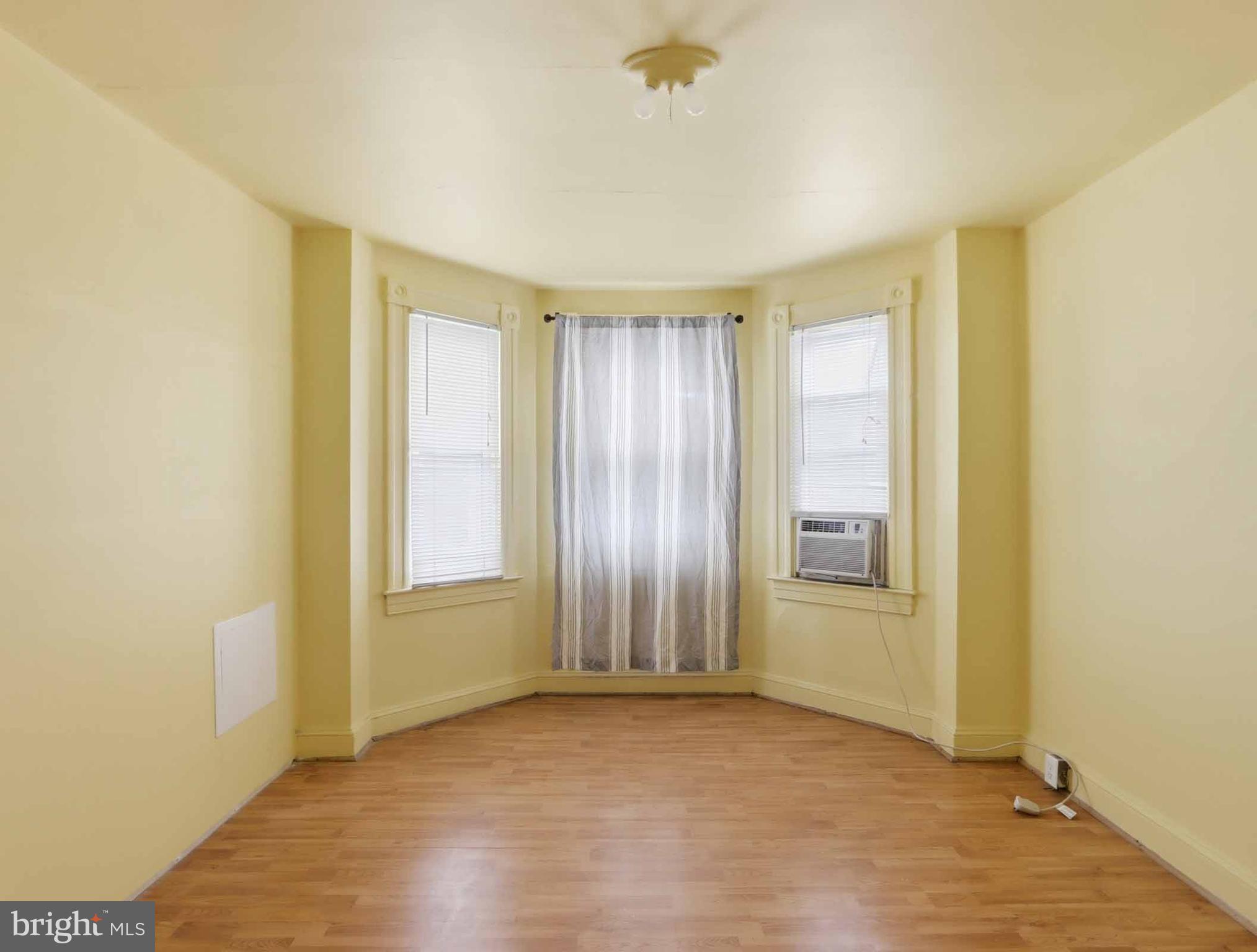 MORRELL PARK - Commercial Sale