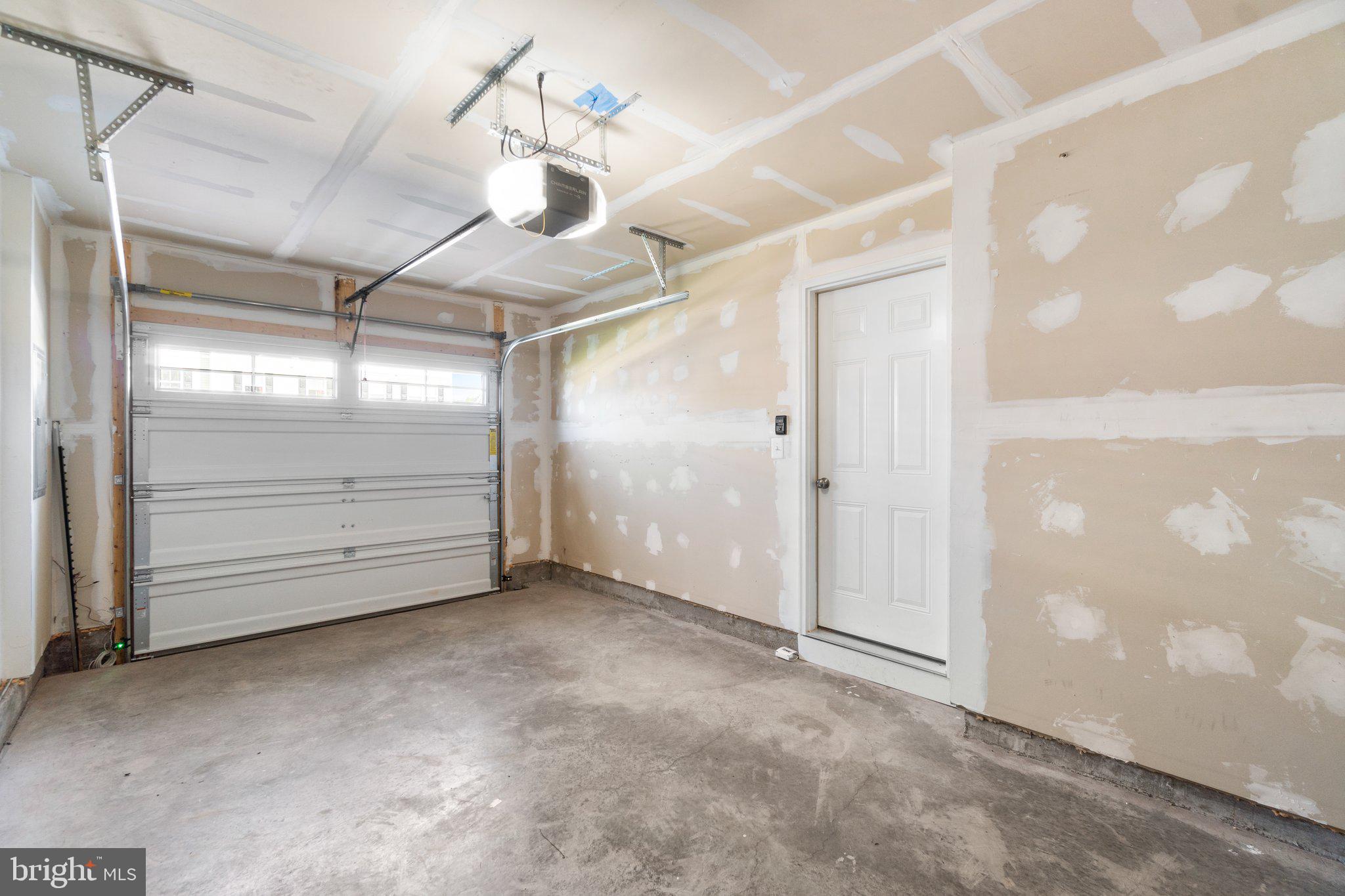 MEADE'S CROSSING - Residential