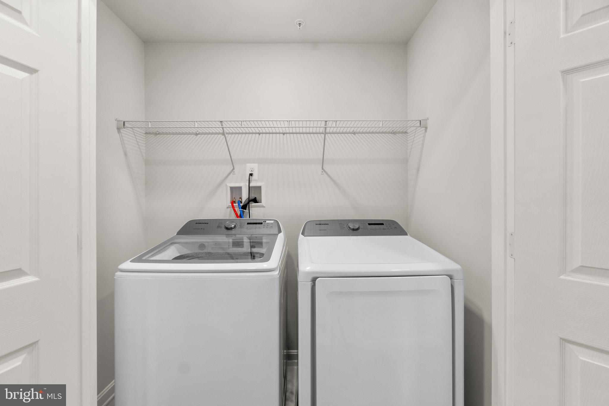 MEADE'S CROSSING - Residential