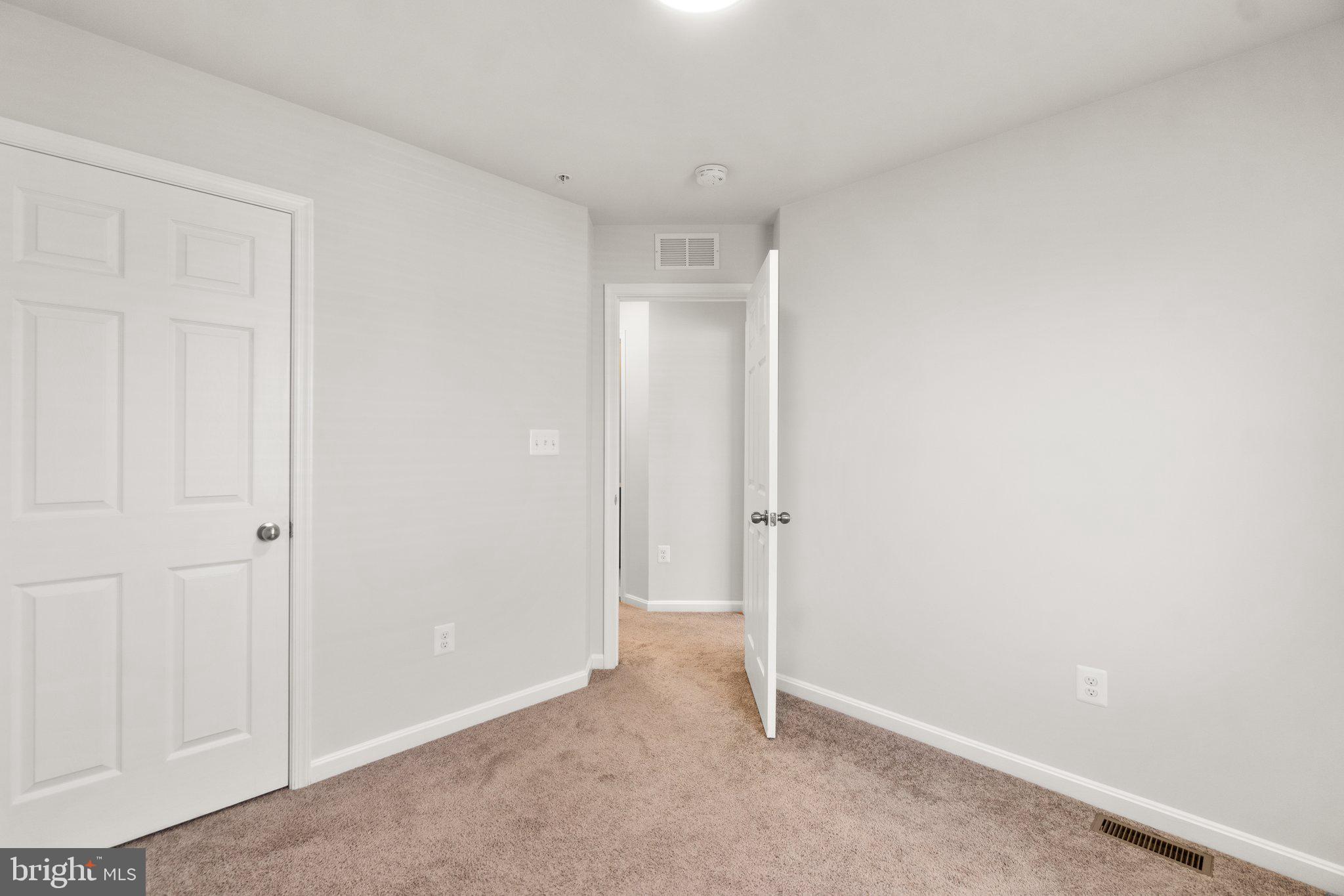 MEADE'S CROSSING - Residential