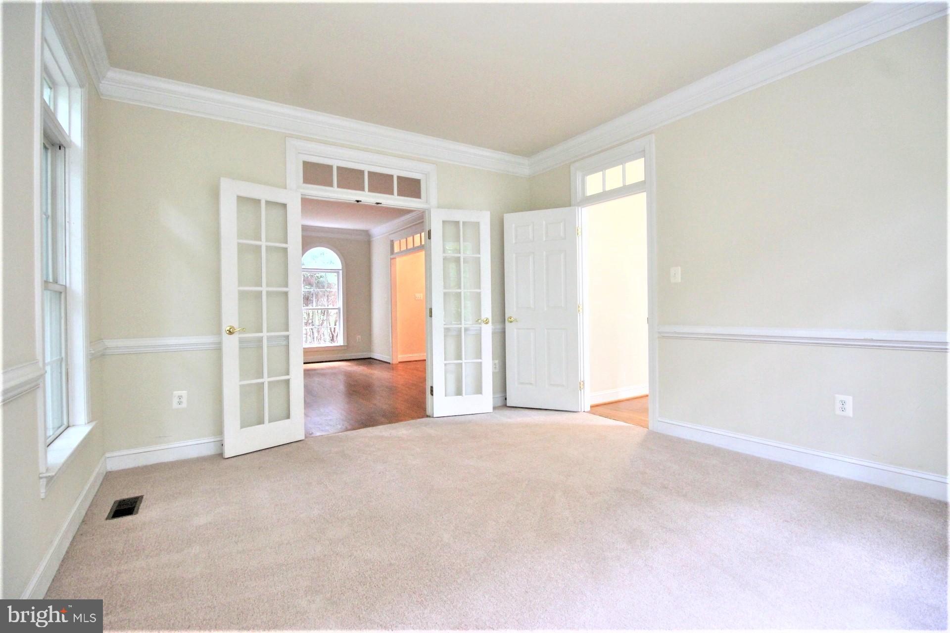 ASHLEY SQUARE - Residential Lease