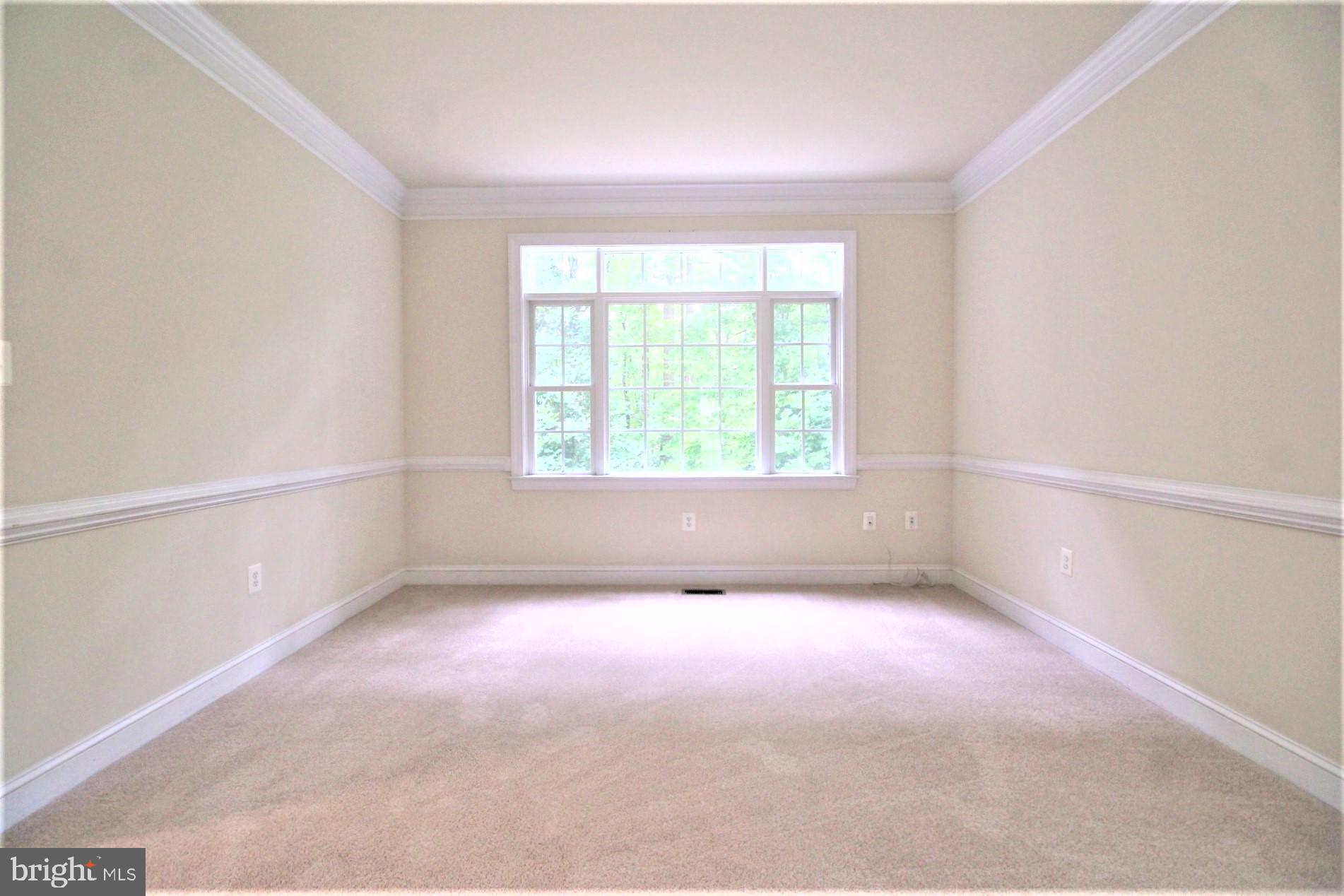 ASHLEY SQUARE - Residential Lease