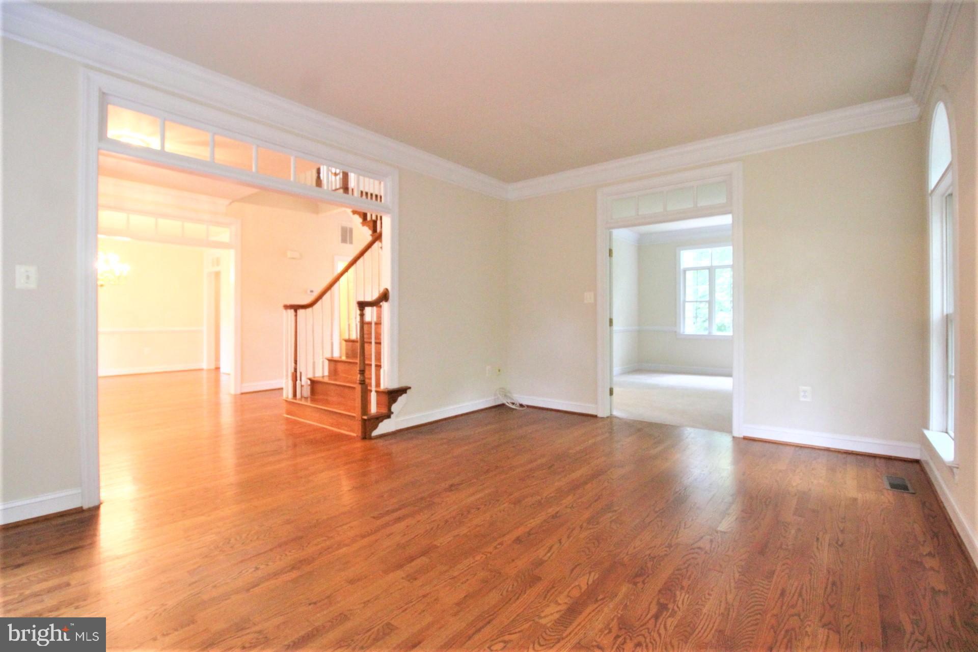 ASHLEY SQUARE - Residential Lease