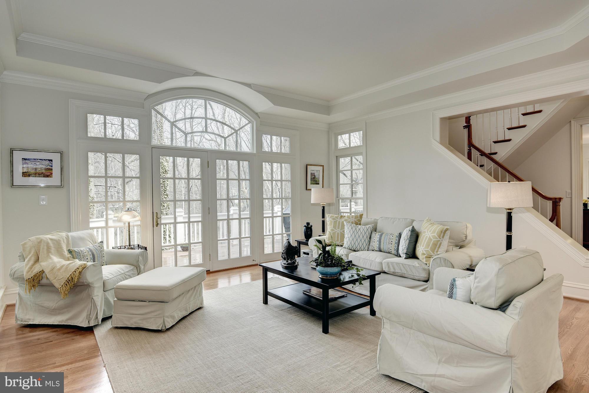 BRADLEY HILLS GROVE - Residential