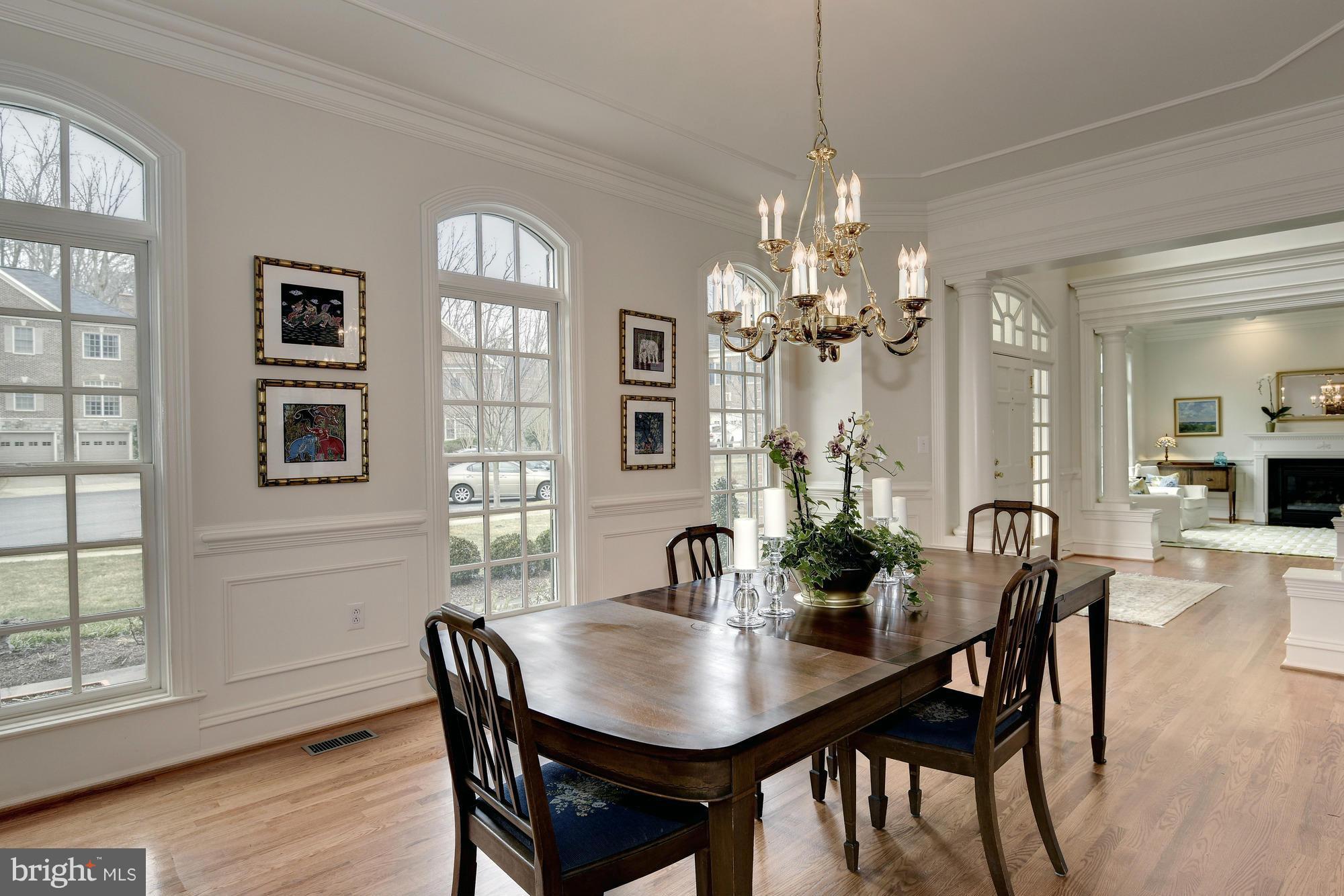 BRADLEY HILLS GROVE - Residential