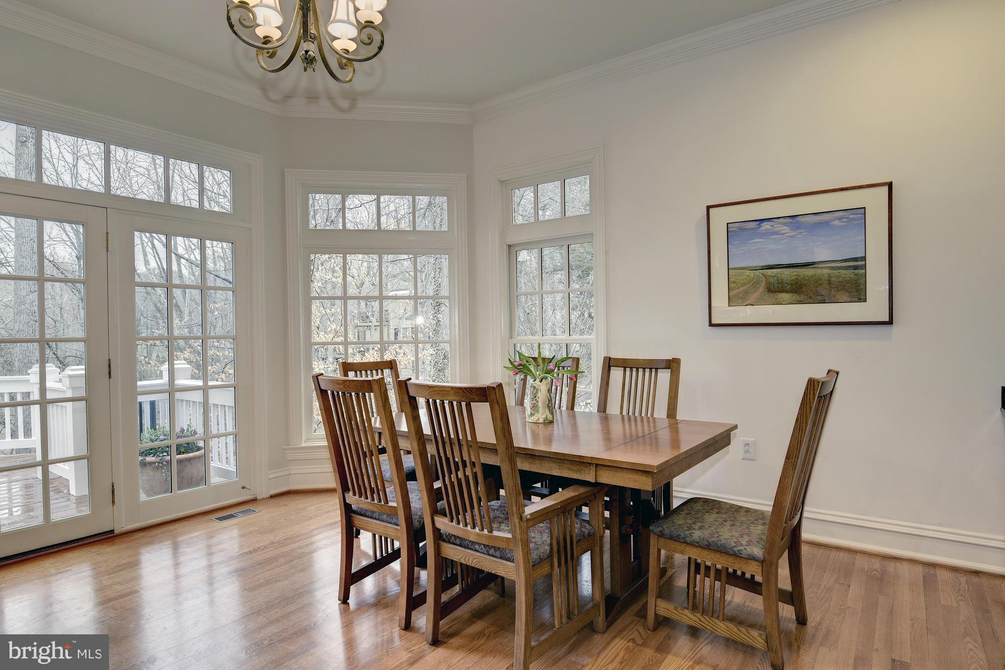 BRADLEY HILLS GROVE - Residential