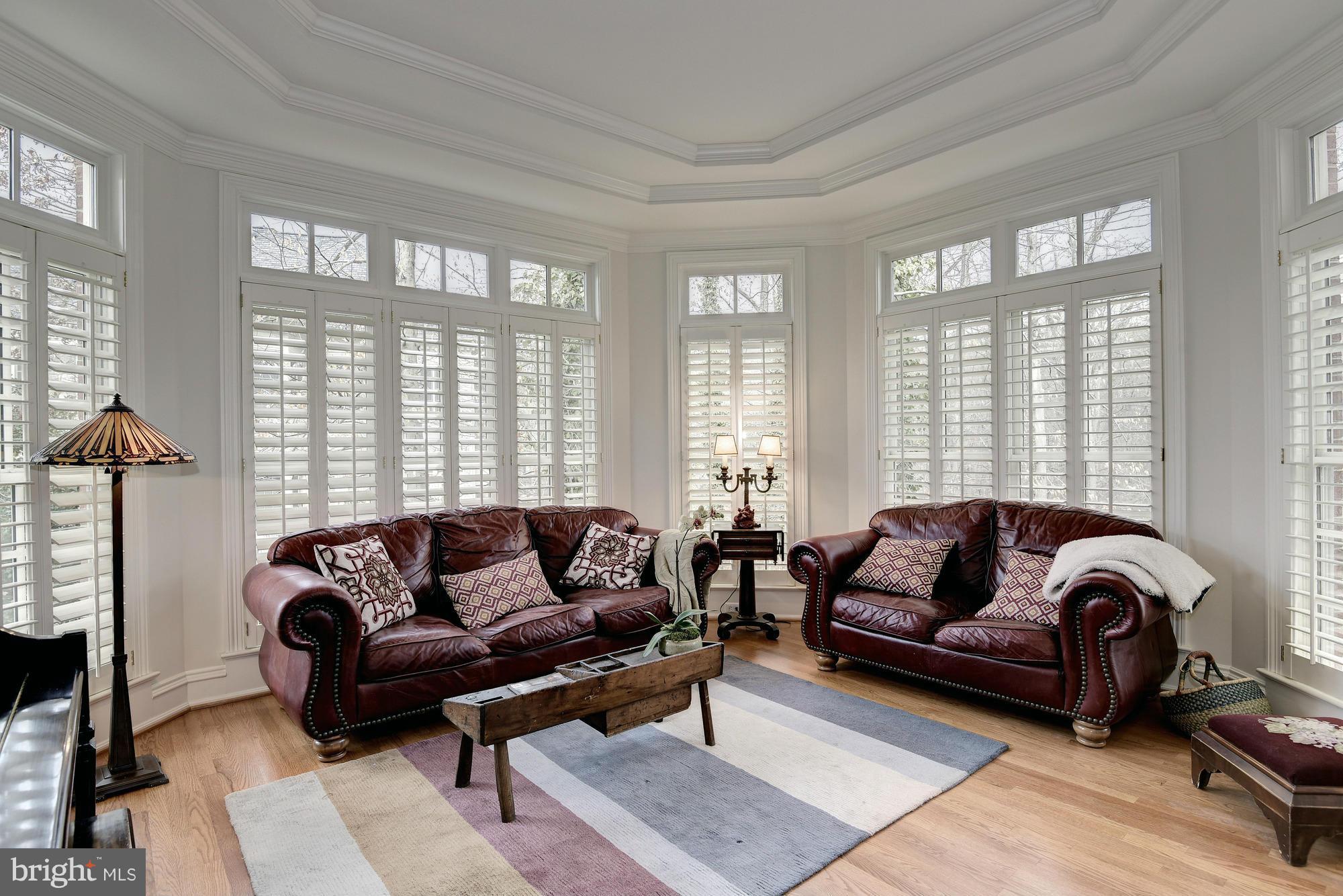 BRADLEY HILLS GROVE - Residential