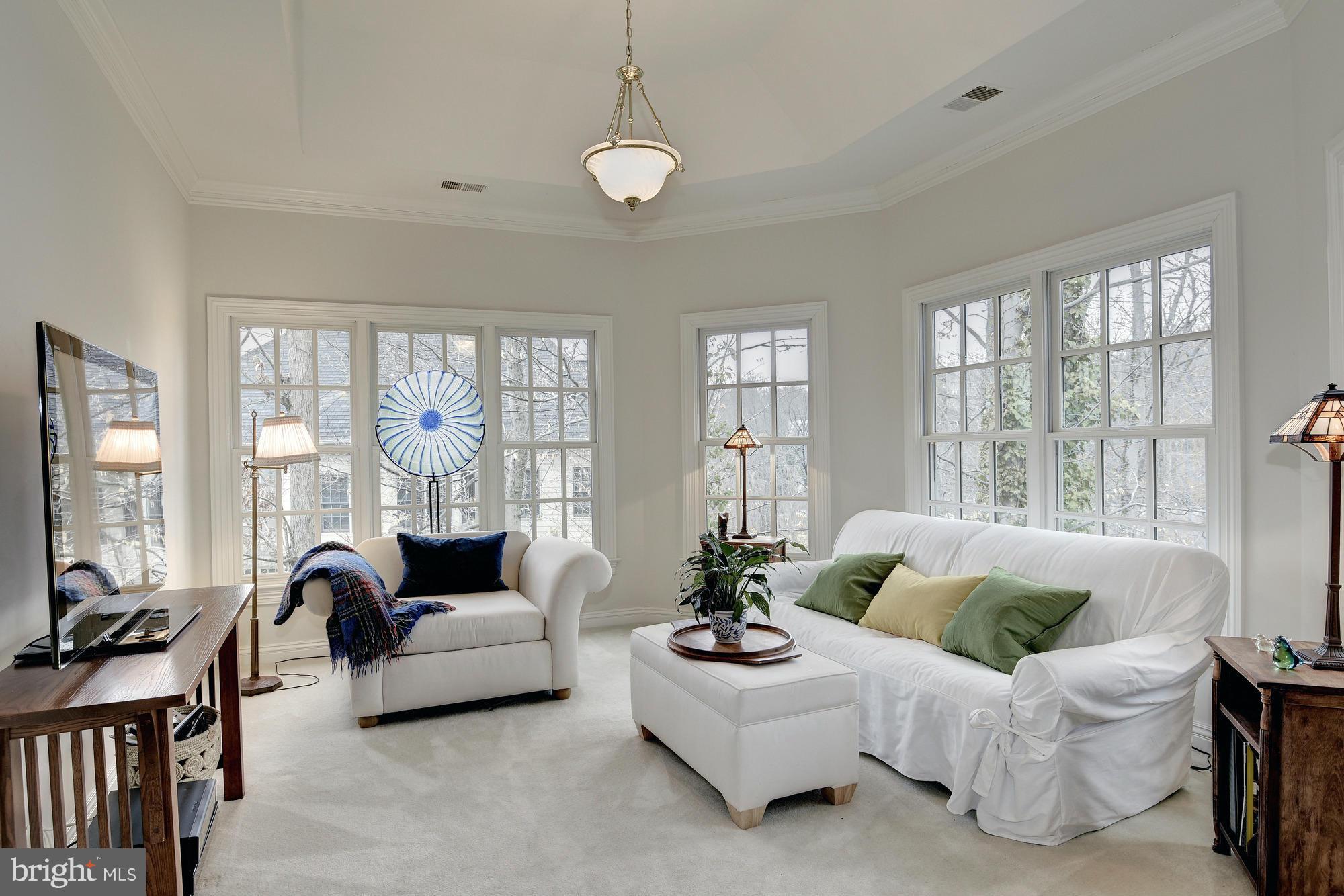 BRADLEY HILLS GROVE - Residential