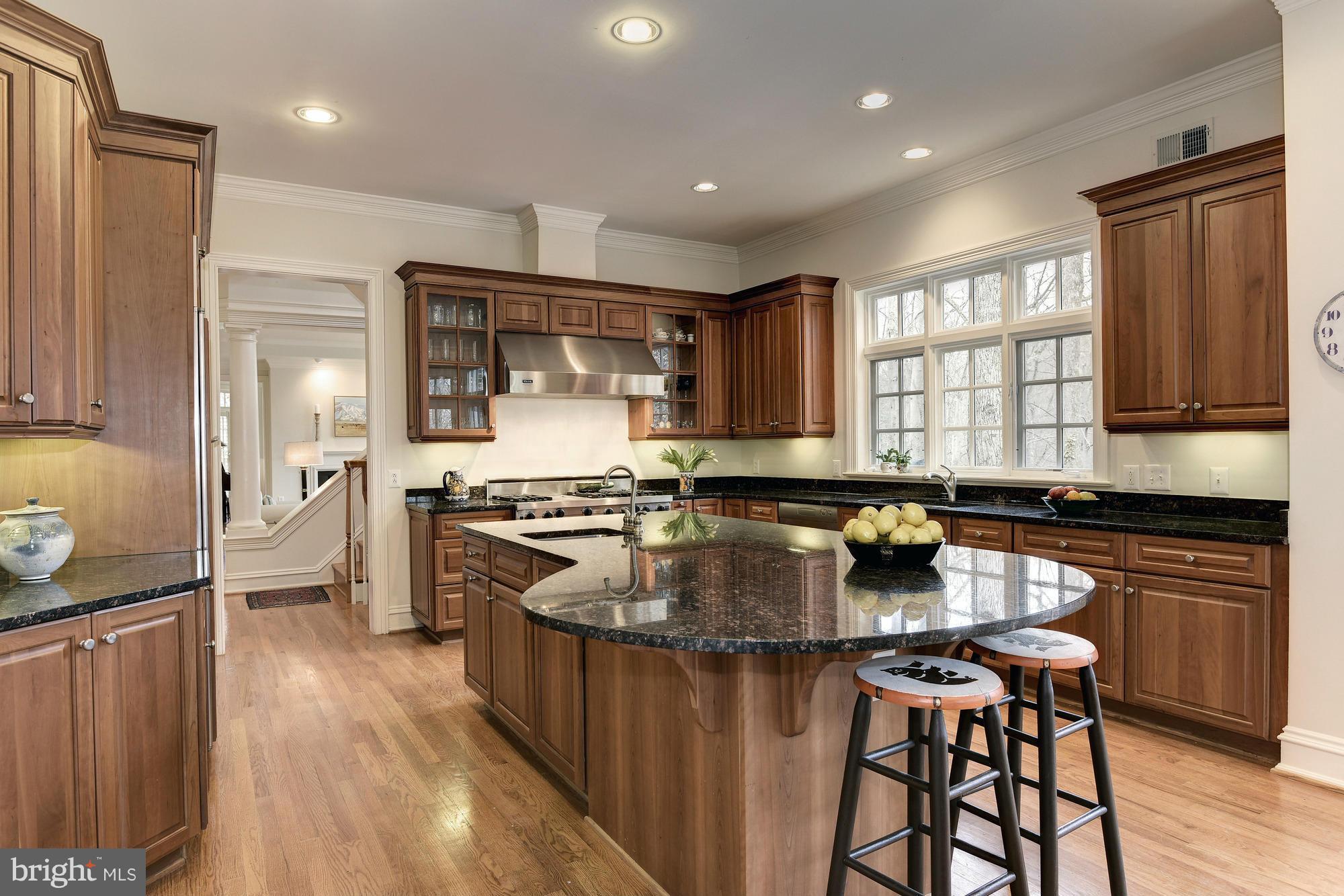 BRADLEY HILLS GROVE - Residential