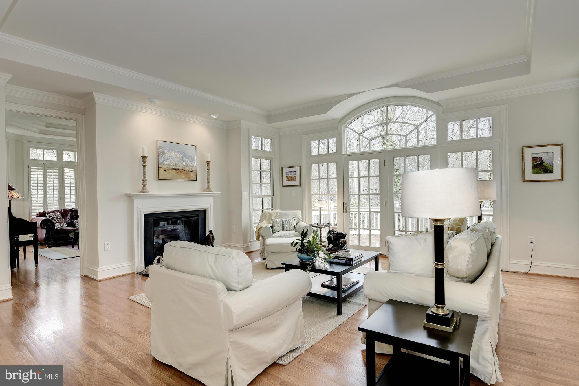 BRADLEY HILLS GROVE - Residential