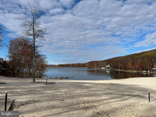 EAGLE ROCK RESORT - Residential