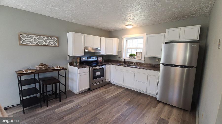 SOUTH FORK CROSSING - Residential